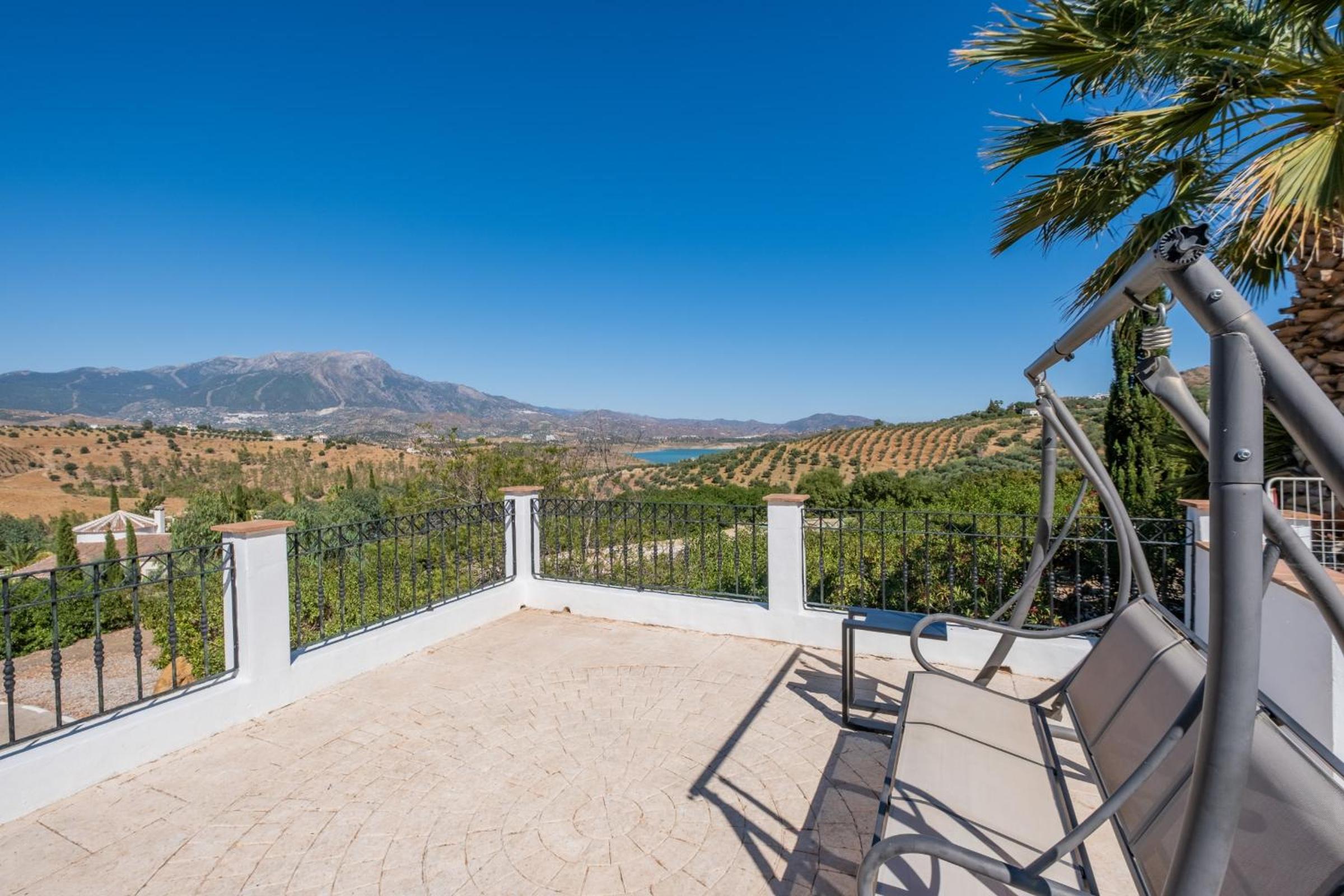 A Serene Oasis with Breathtaking Views