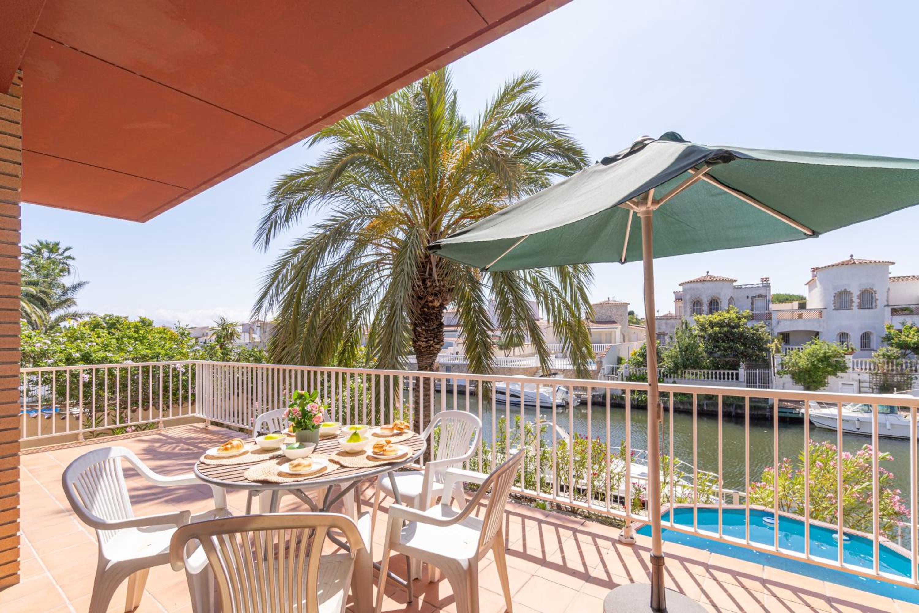 Jouvacations Villa 2 Freser con piscina compartida