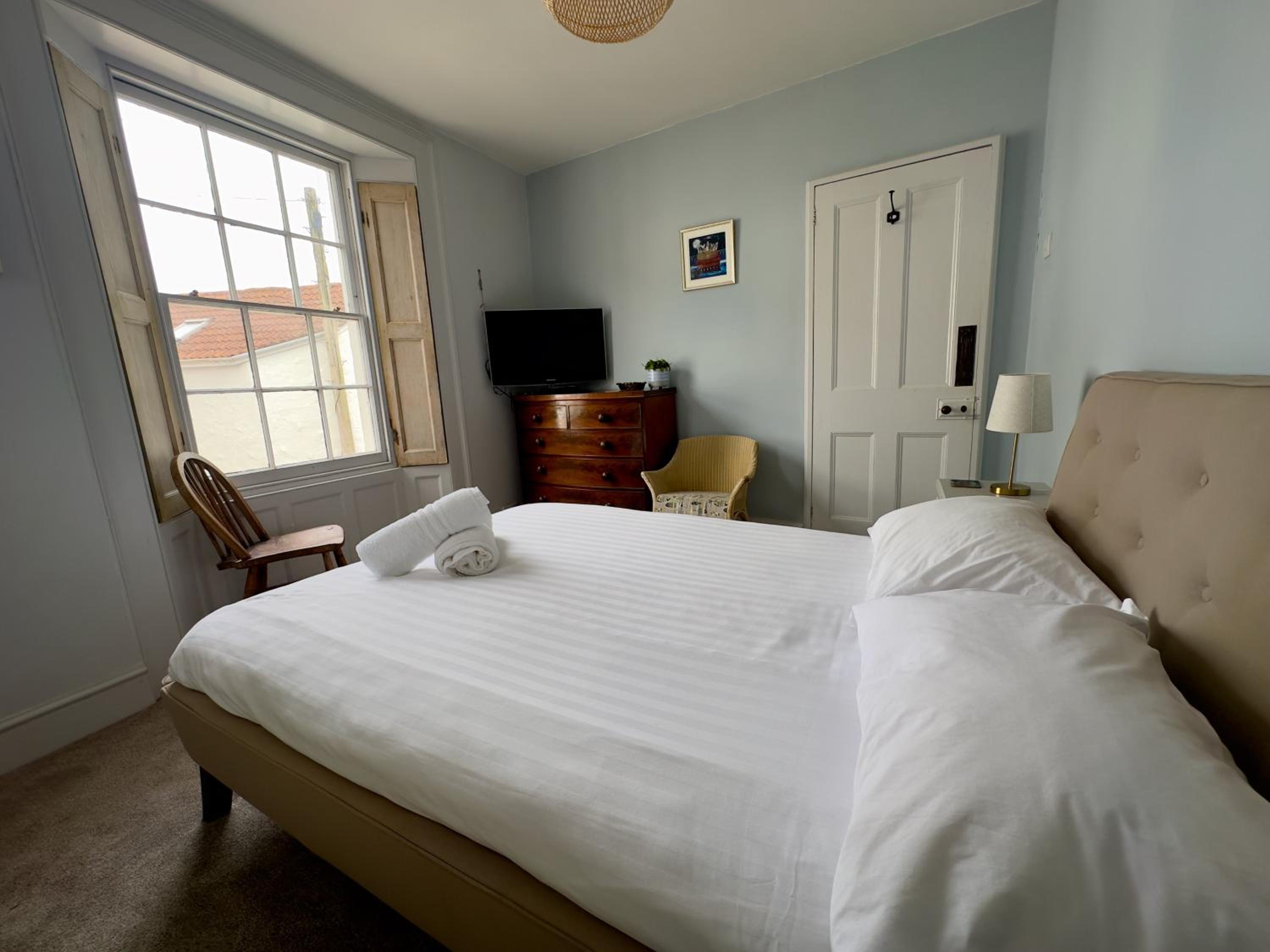 Seacroft - Cosy Georgian Listed Townhouse sleeps 6 dog friendly