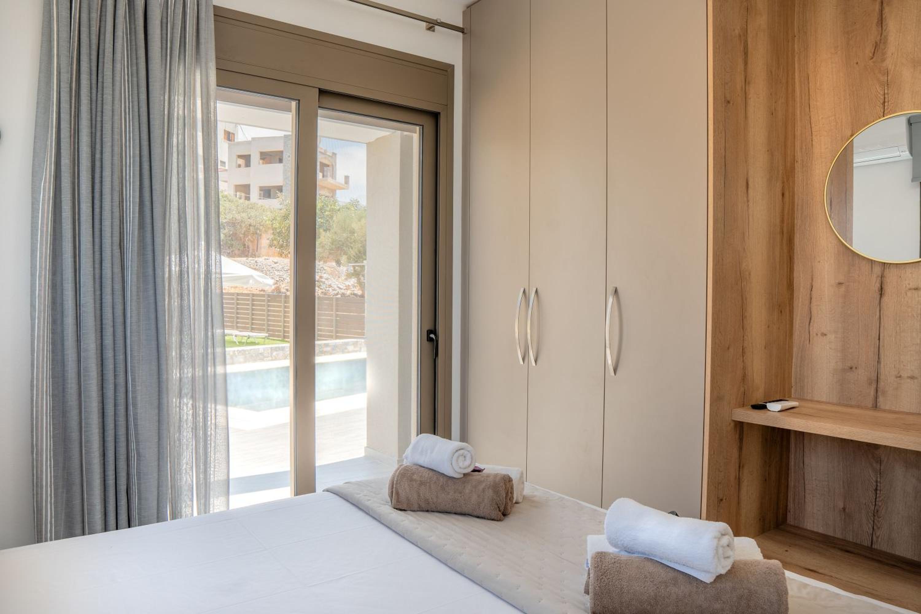 Villa Leandros Premium Suites