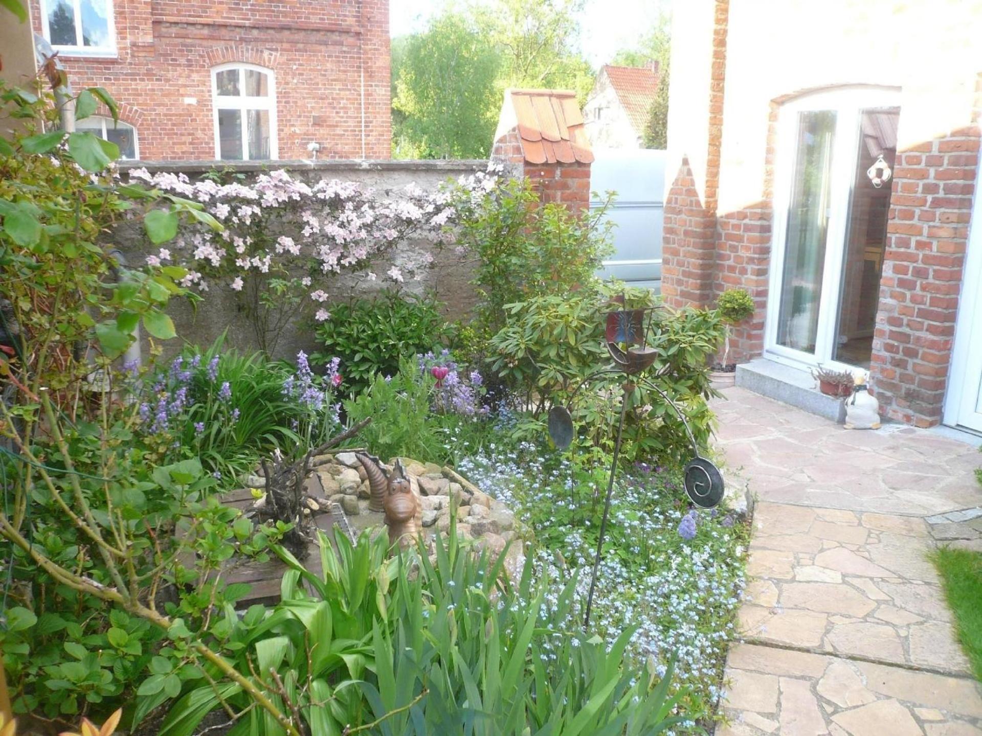 Charmante Wohnung in Dassow mit Terrasse und Grill