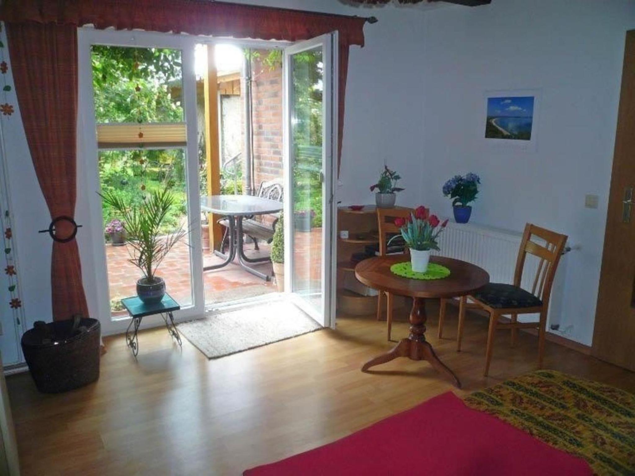Charmante Wohnung in Dassow mit Terrasse und Grill