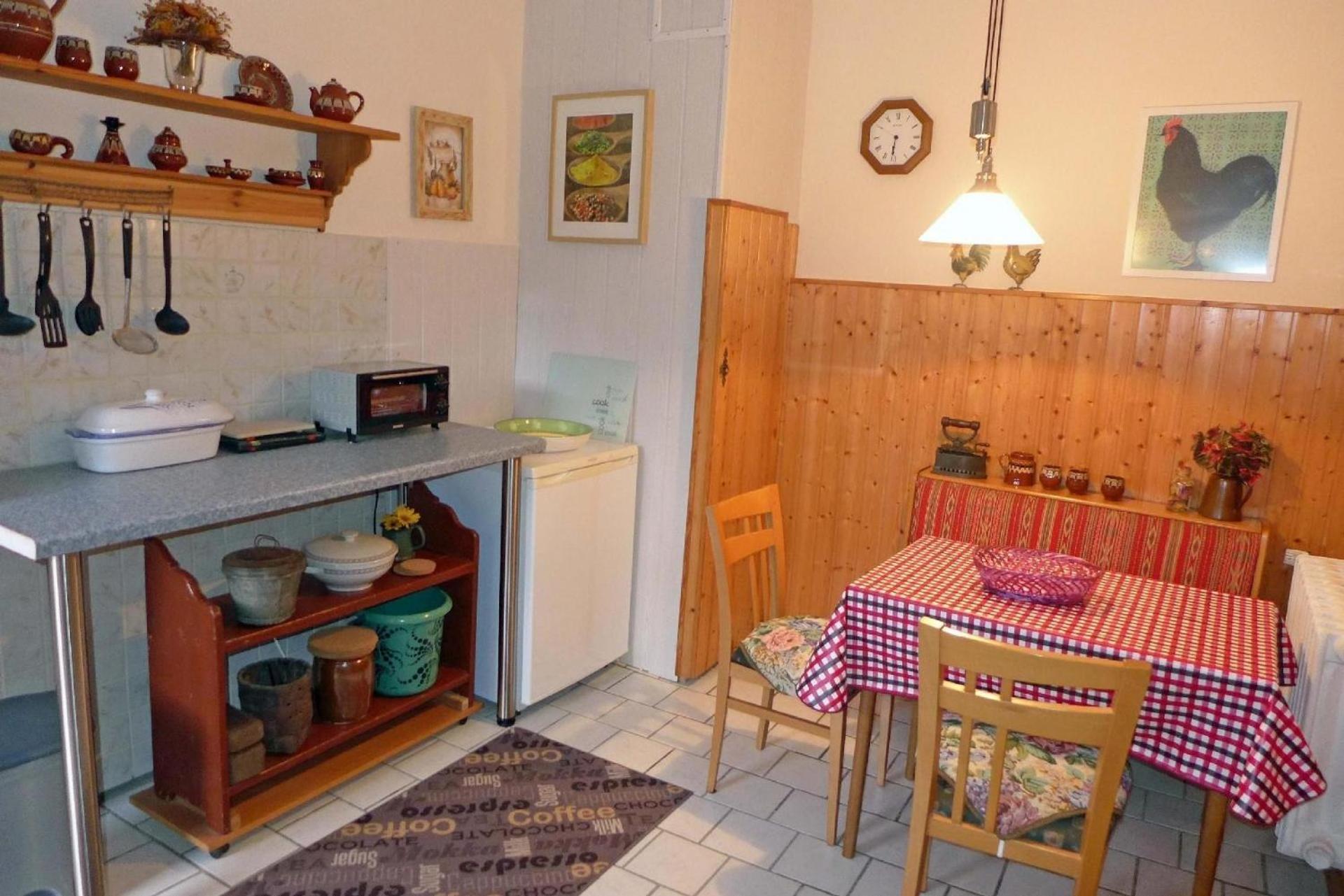 Charmante Wohnung in Dassow mit Terrasse und Grill