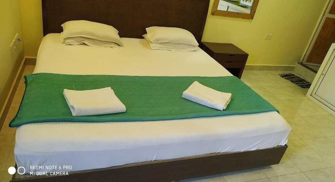Francisco Sunshine Beach Guest House view 3