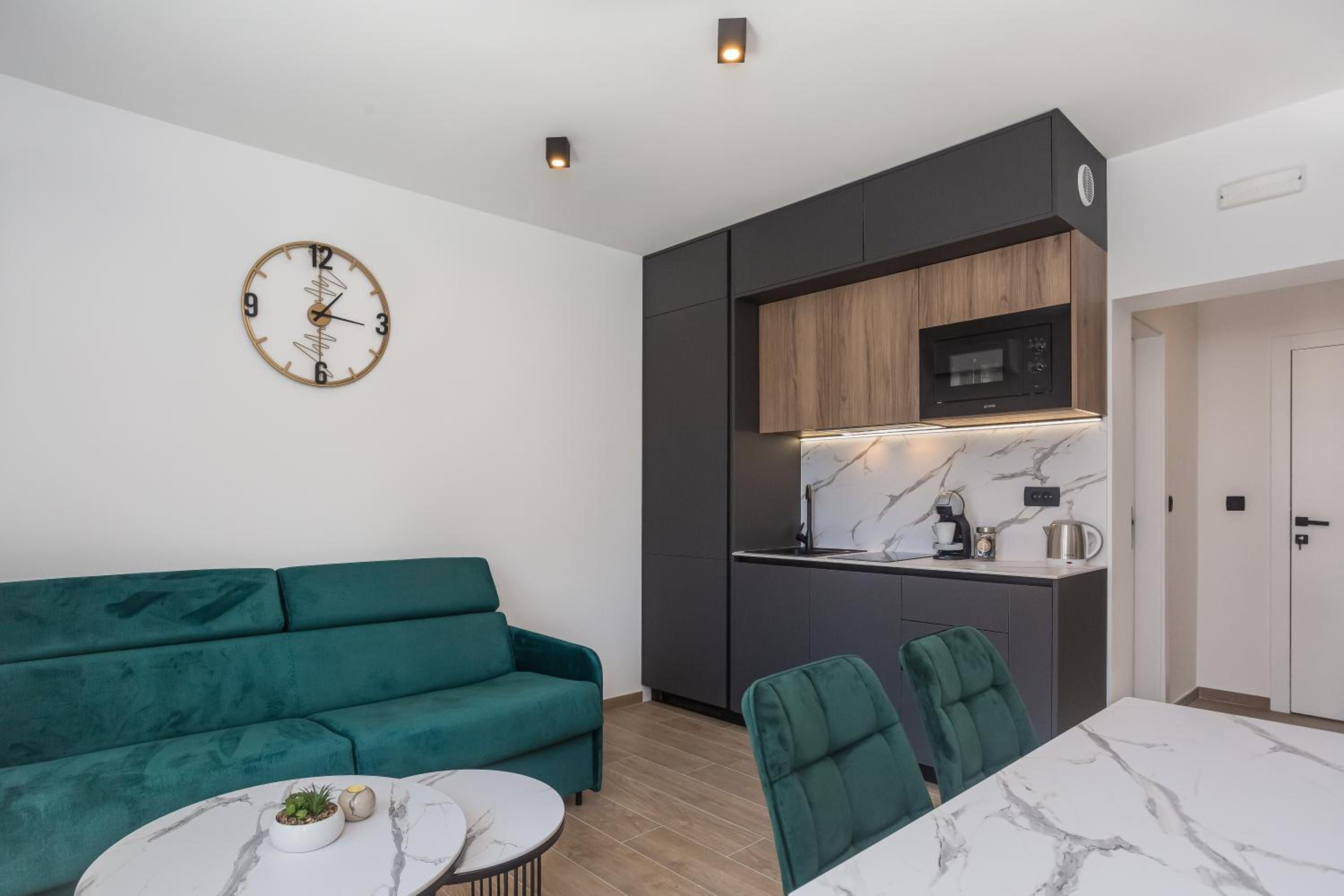 Apartments Ivan