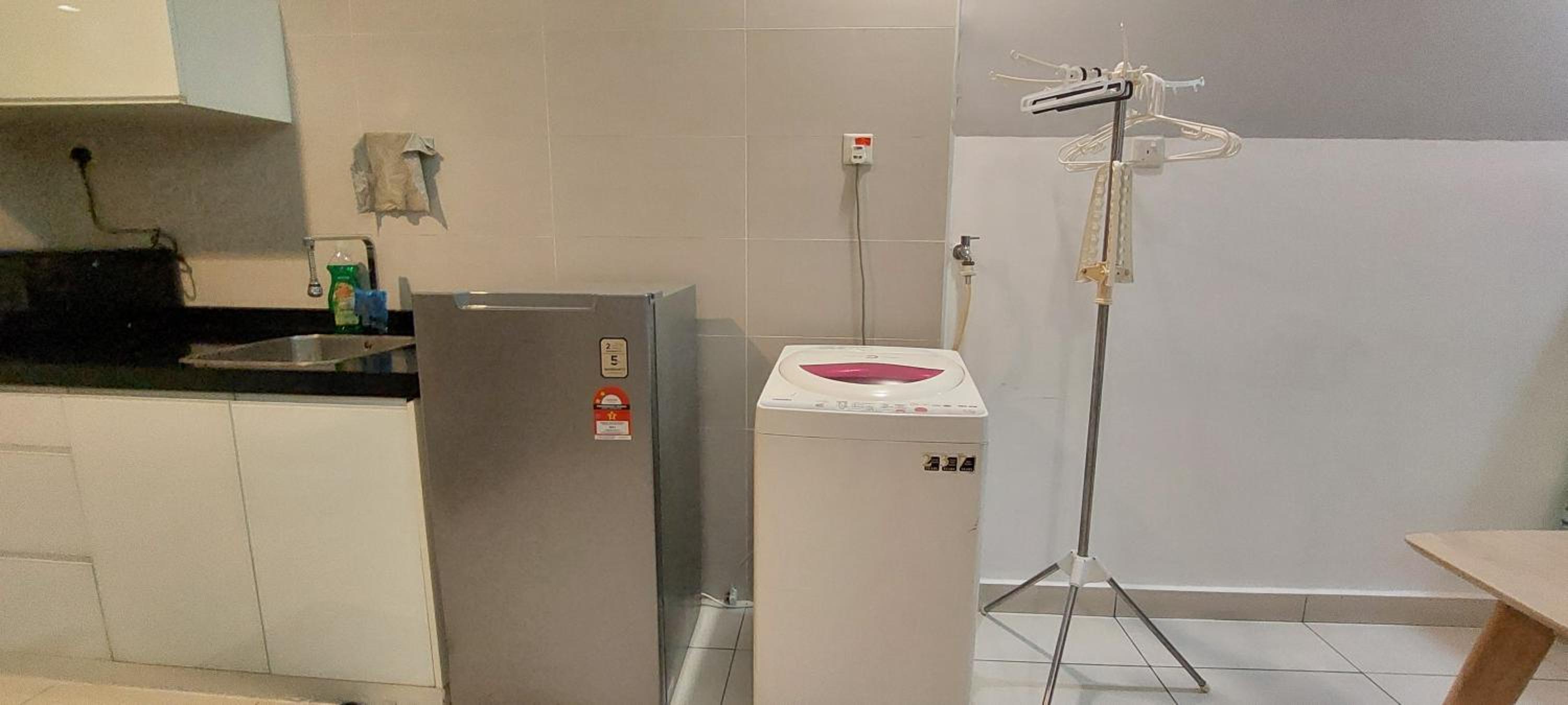 Lamandaz Homestay at Central Residence SG Besi Near MRT and TBS with 2 bedrooms