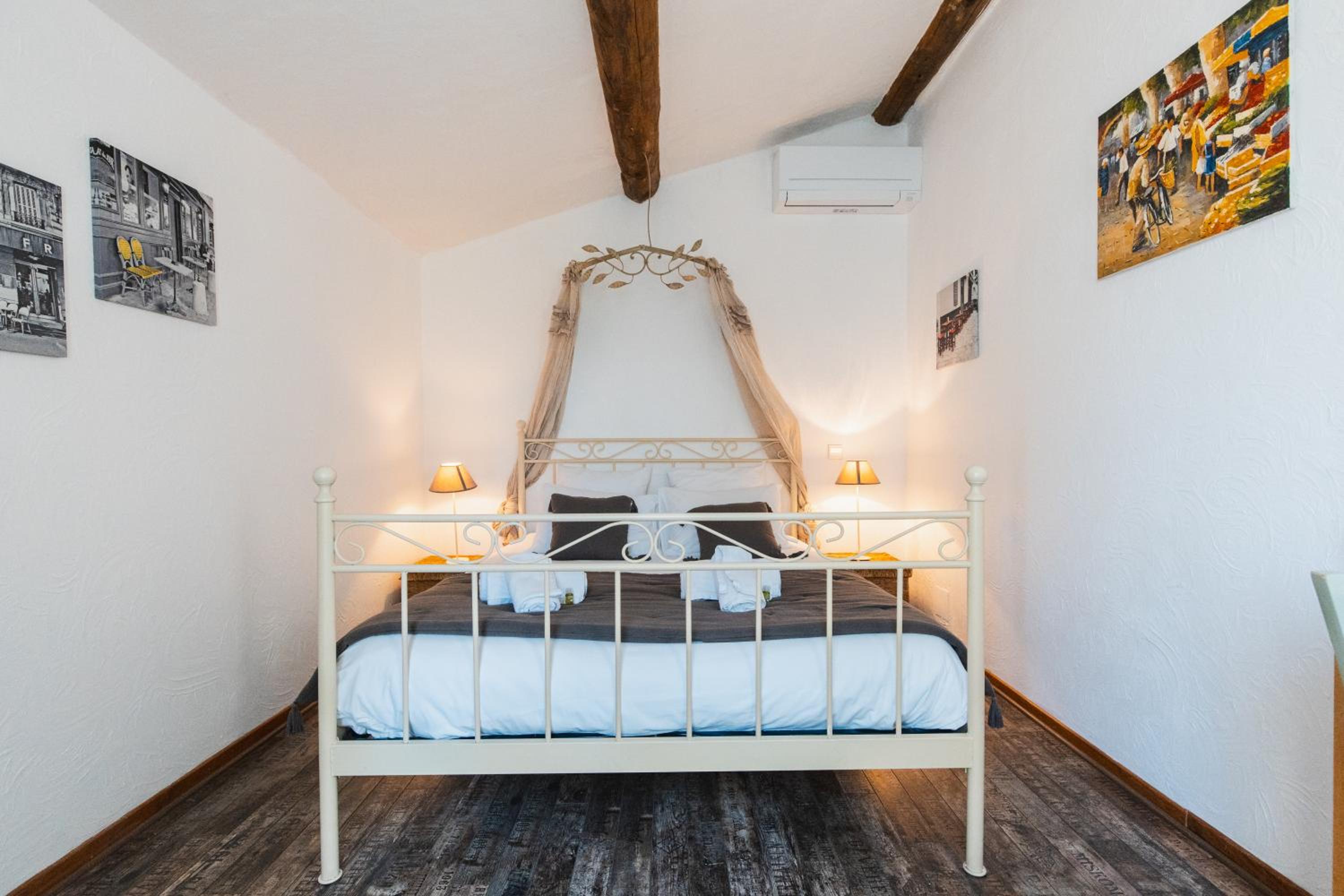 Chambre d'hôtes - B&B - Fleur de coton chez Manon en Luberon