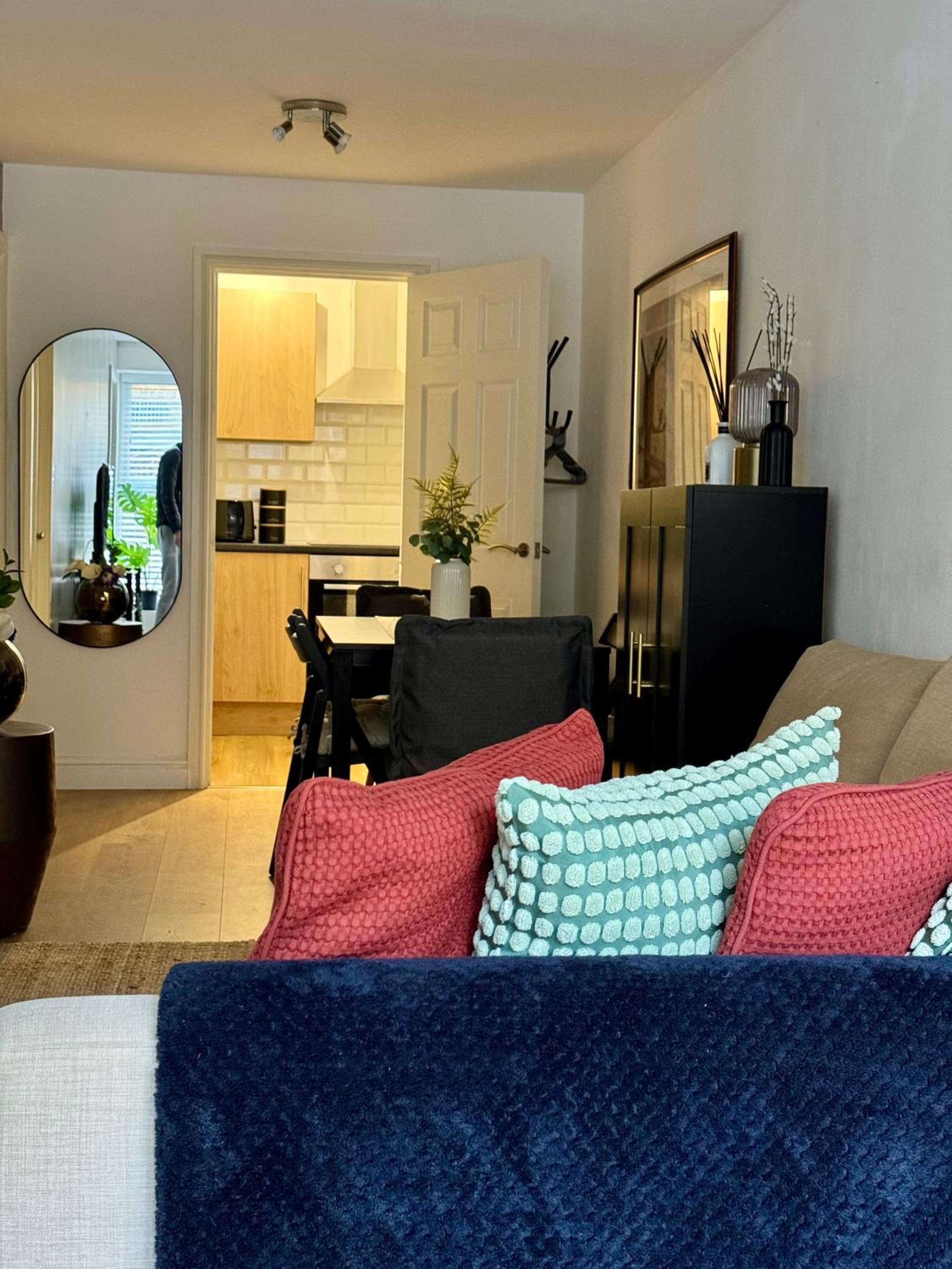 Holiday home 2BR l 2BA With Patio-Sleep 6