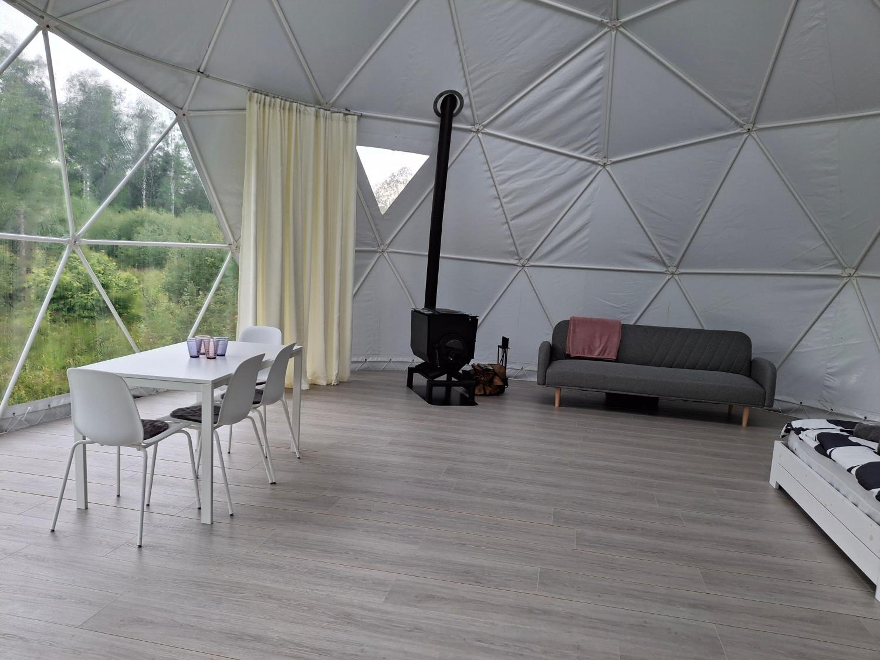 Bubble House glamping telk