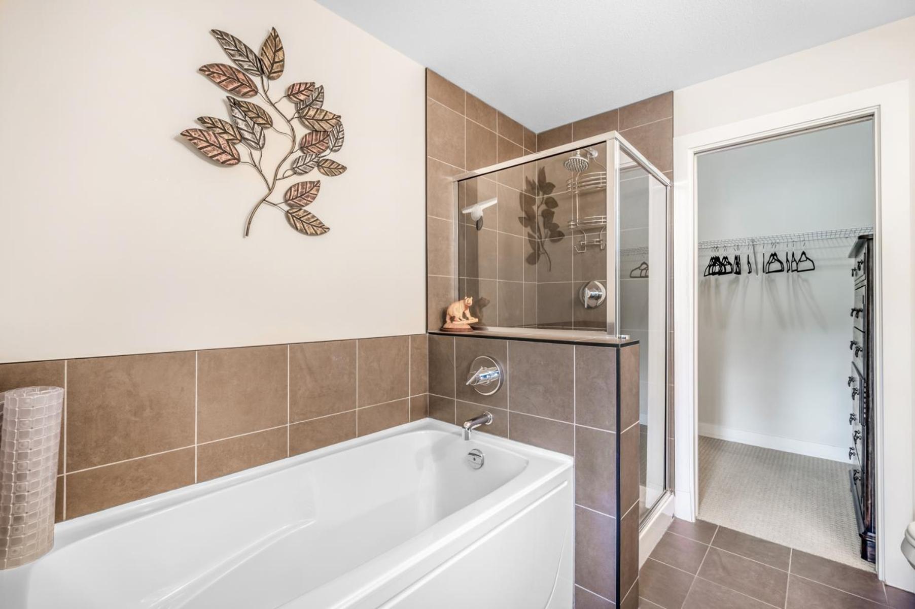 Top Floor Lakeview Condo at Copper Sky 509