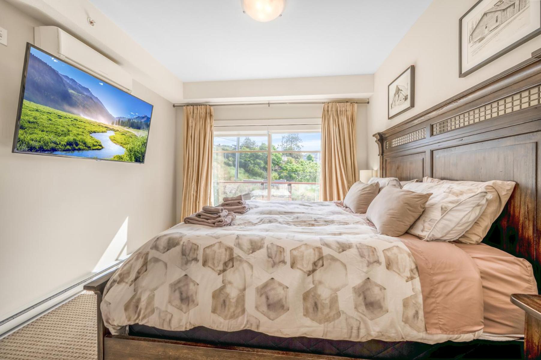 Top Floor Lakeview Condo at Copper Sky 509
