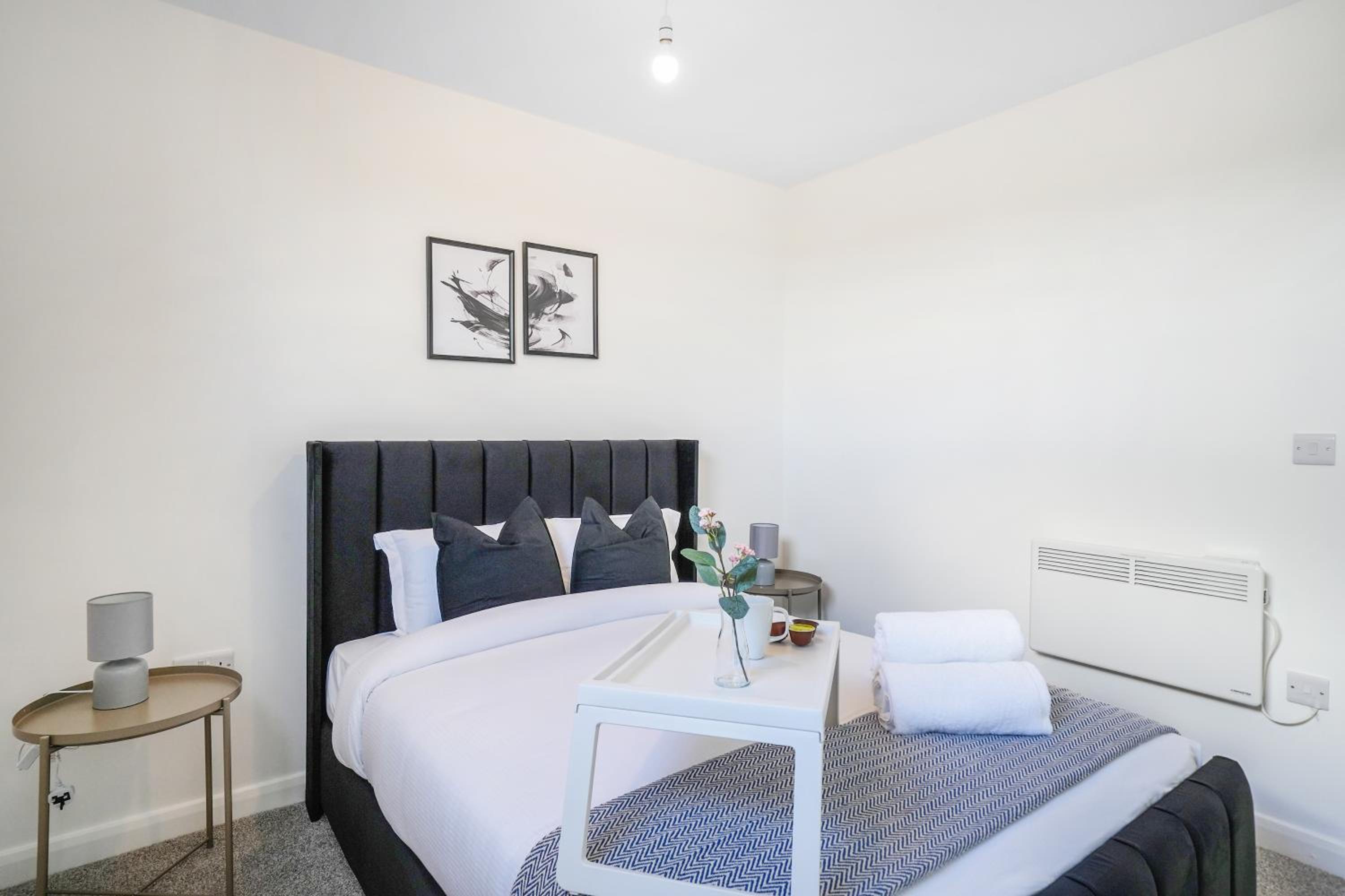 Brand New 2 and 1 Bed Luton Apartments view 4