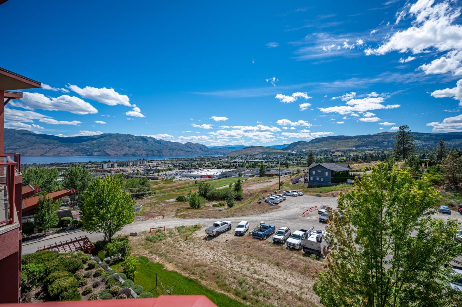 Top Floor Apartment at Amenity Rich Resort 406