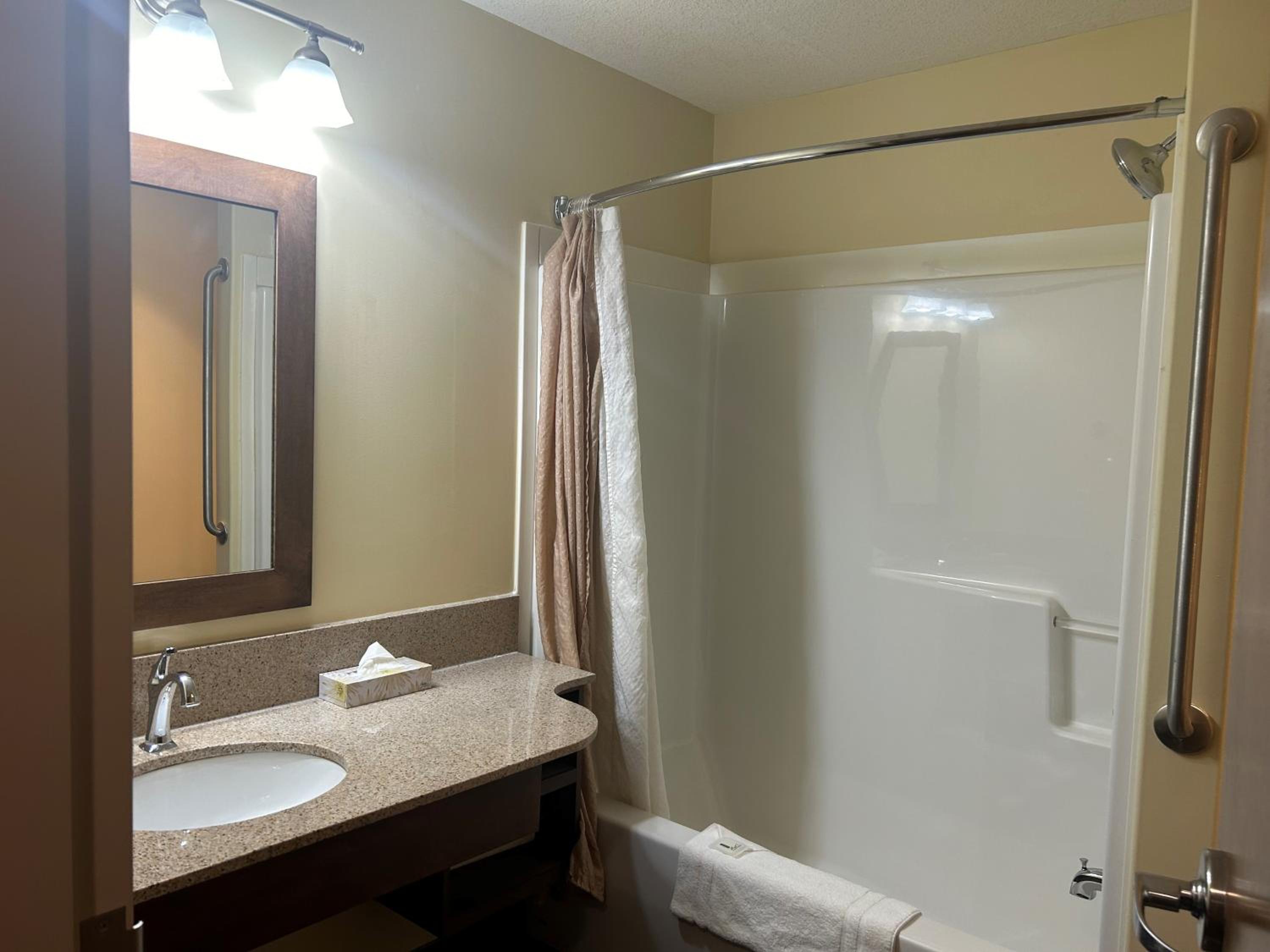 Camrose Resort Hotel