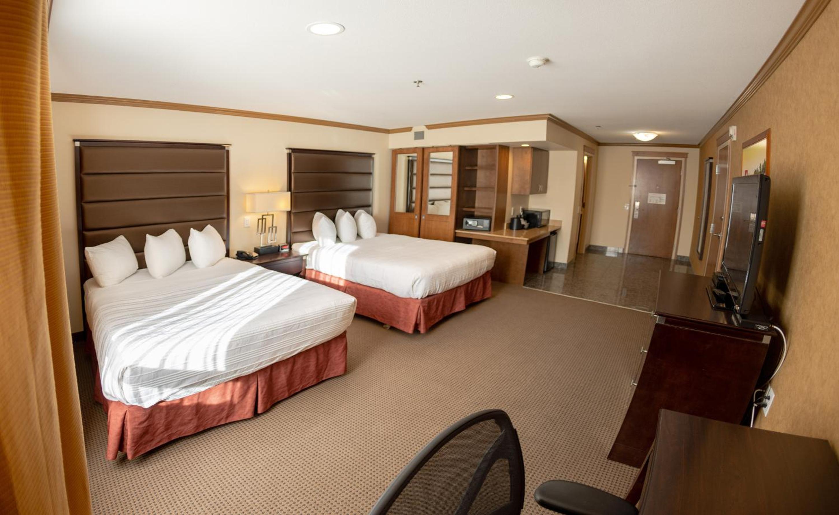 Camrose Resort Hotel