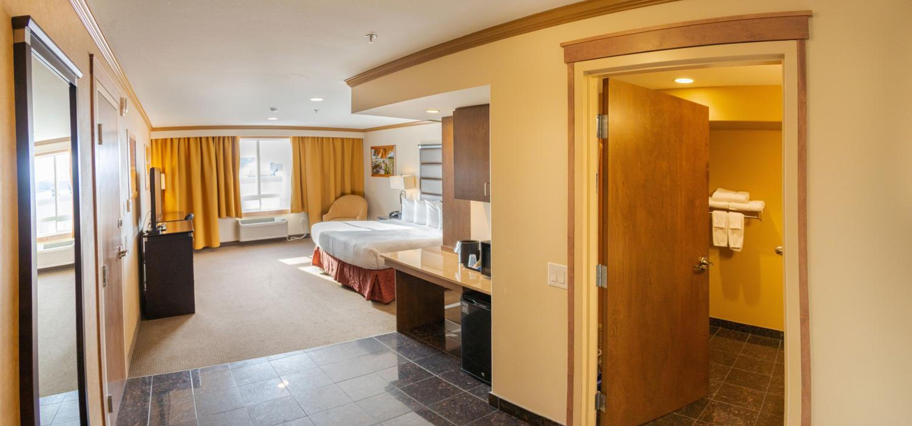 Camrose Resort Hotel