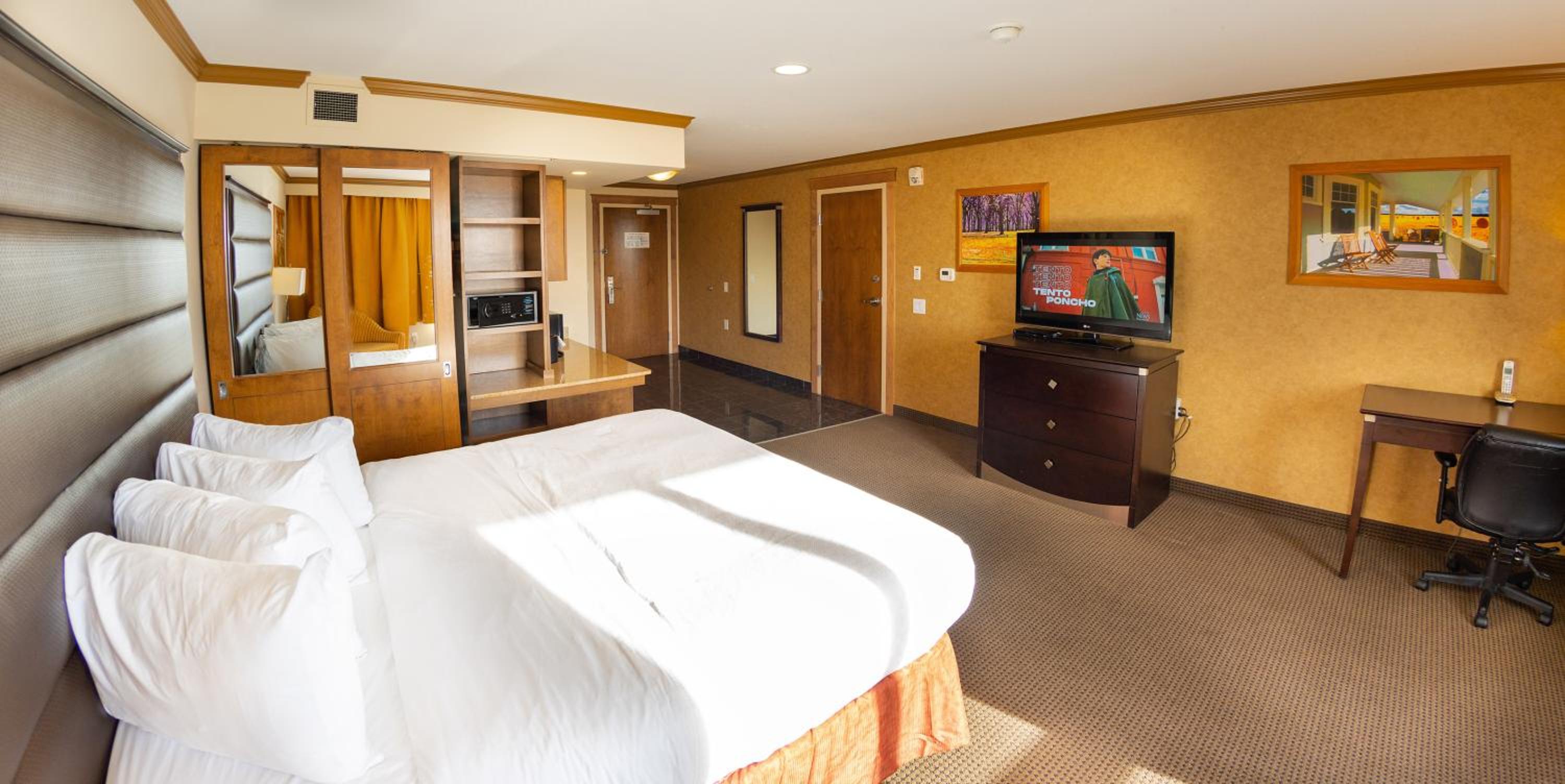 Camrose Resort Hotel