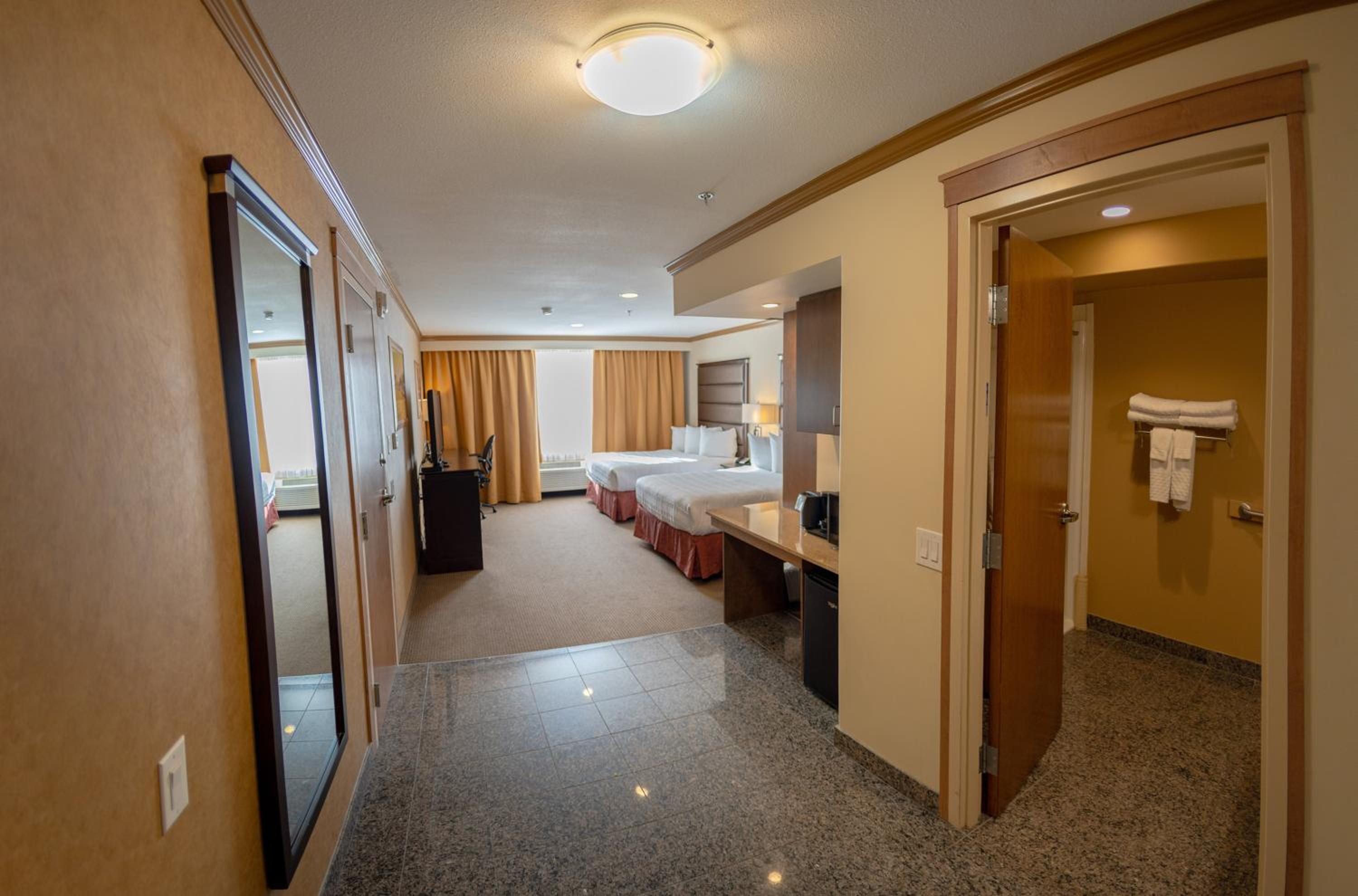 Camrose Resort Hotel