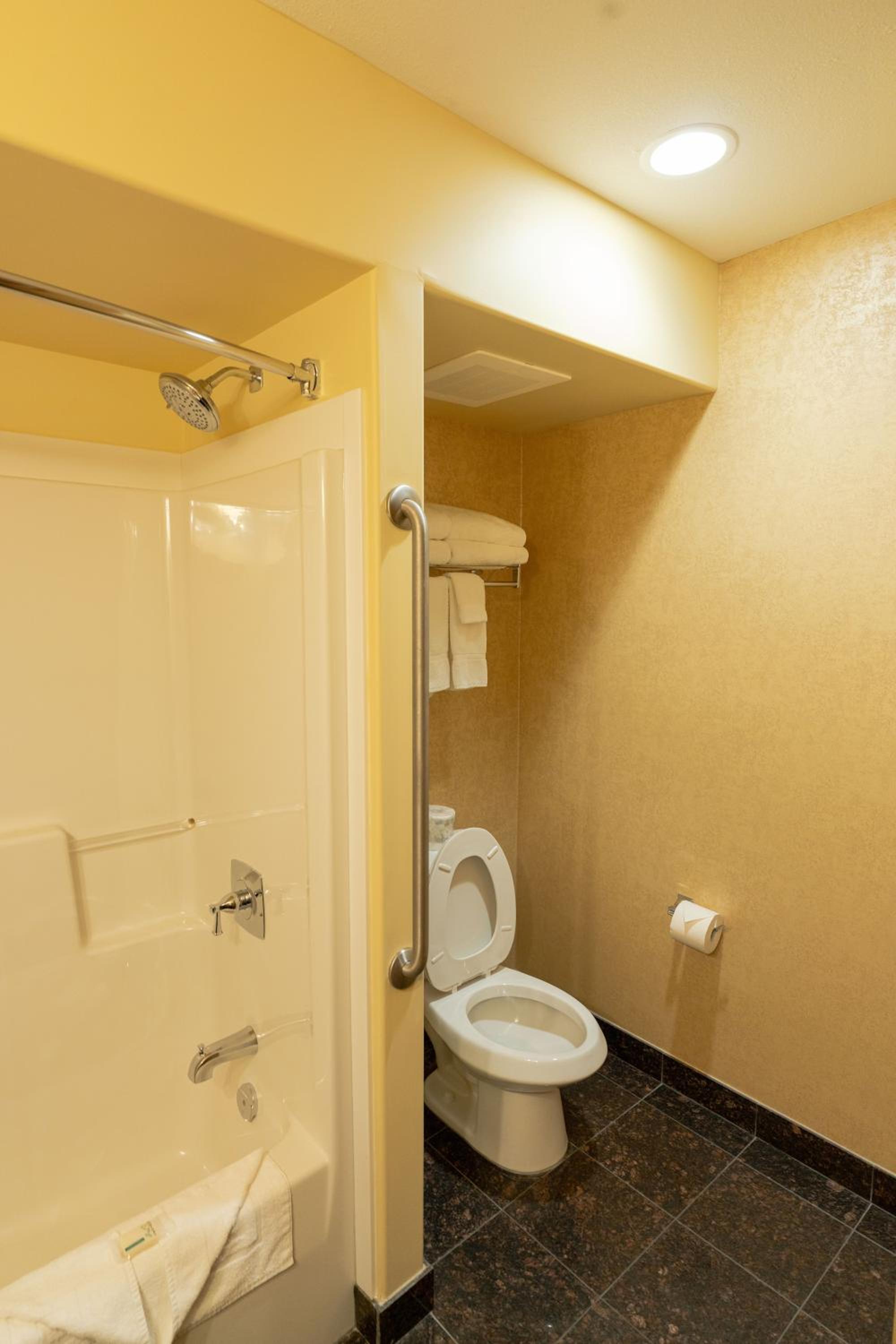 Camrose Resort Hotel