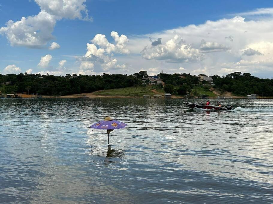 Rancho Sossego - Casa a 100m do Lago Corumbá IV
