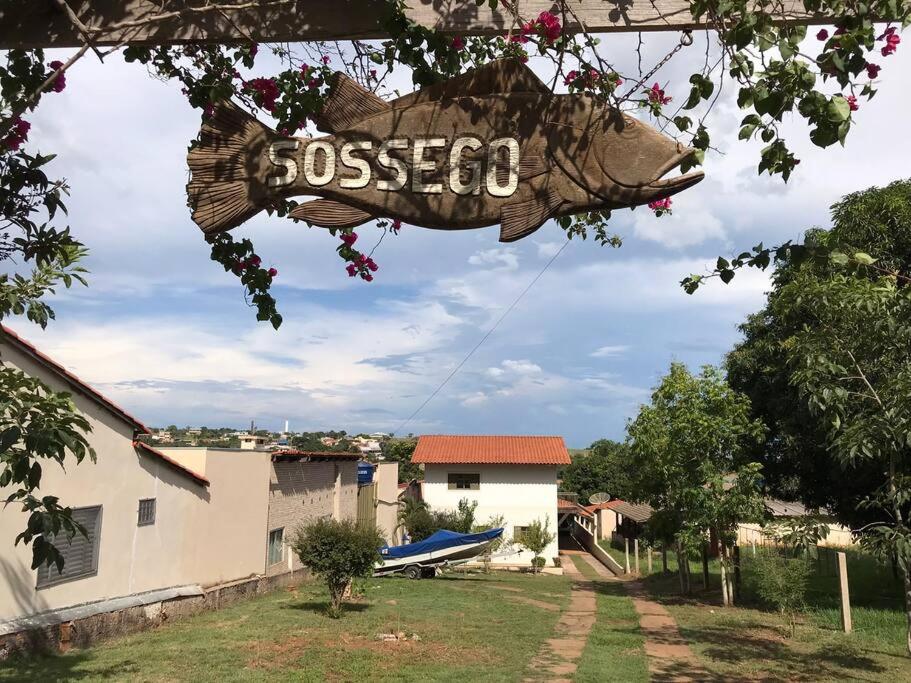 Rancho Sossego - Casa a 100m do Lago Corumbá IV