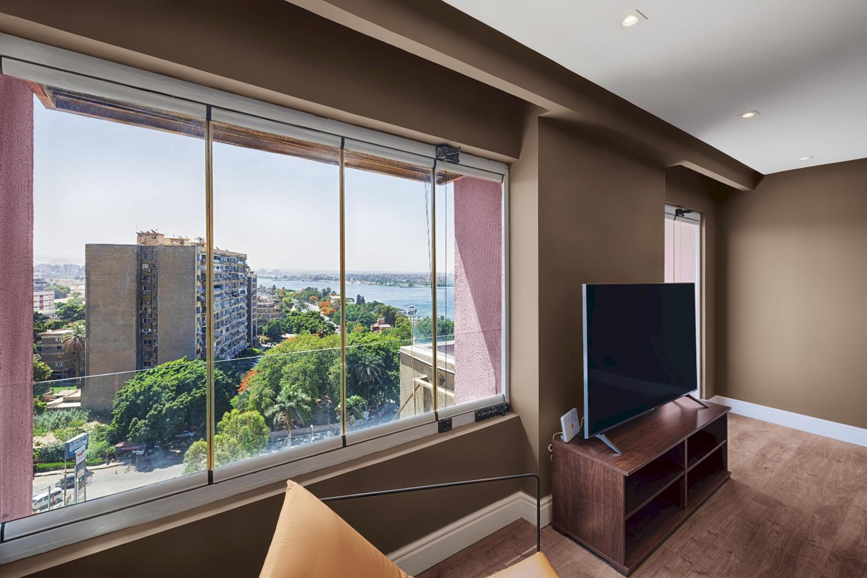 VESTA - Nile View Residence