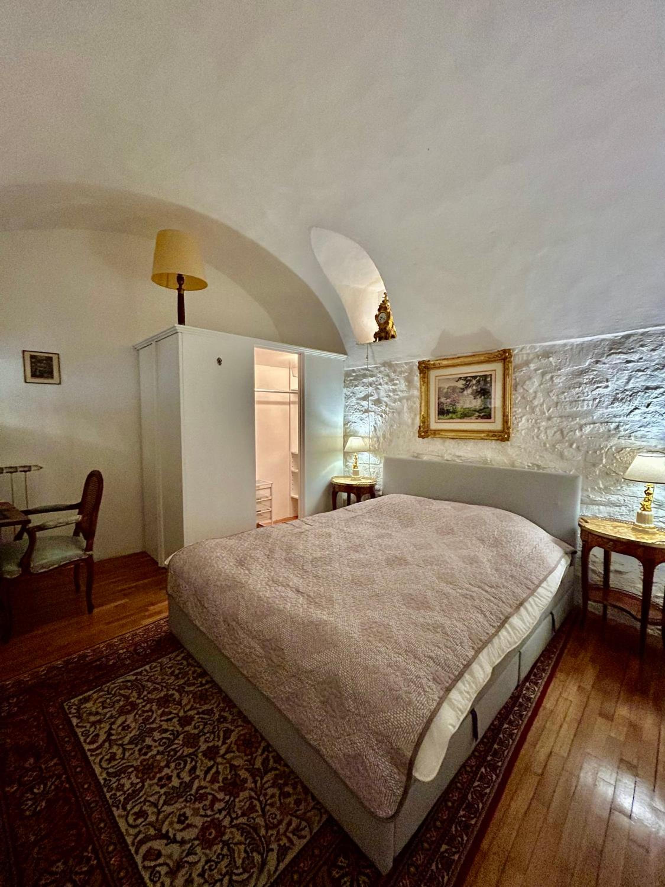 Royal suite Seborga en Seborga — hotel room