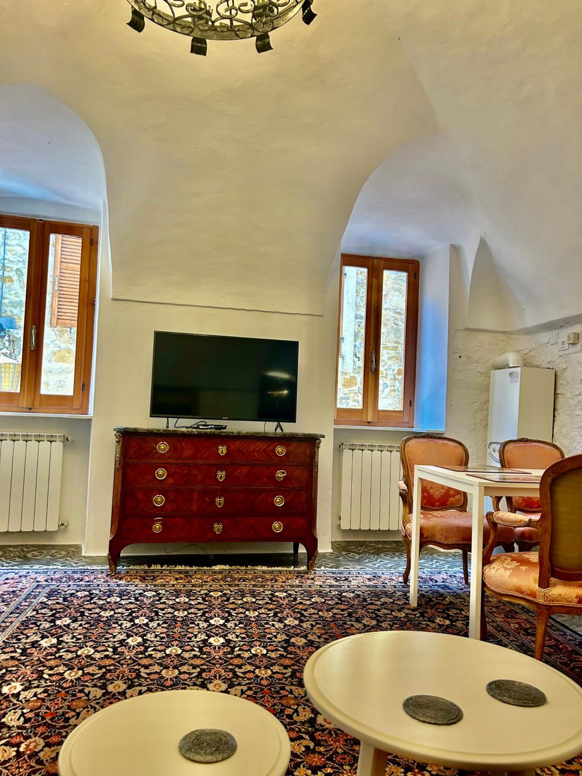 Royal suite Seborga en Seborga — hotel room