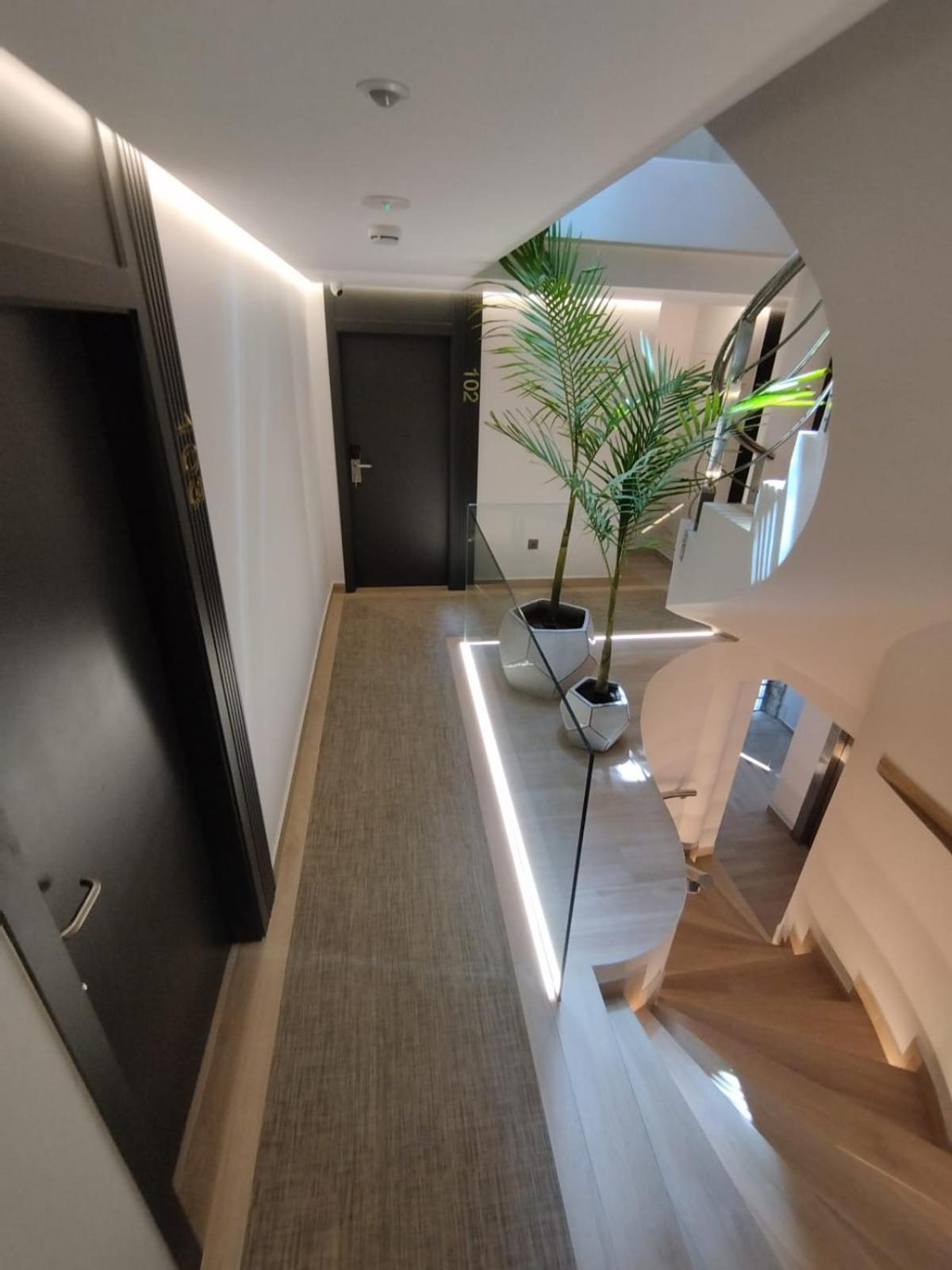 Plaza Rooms