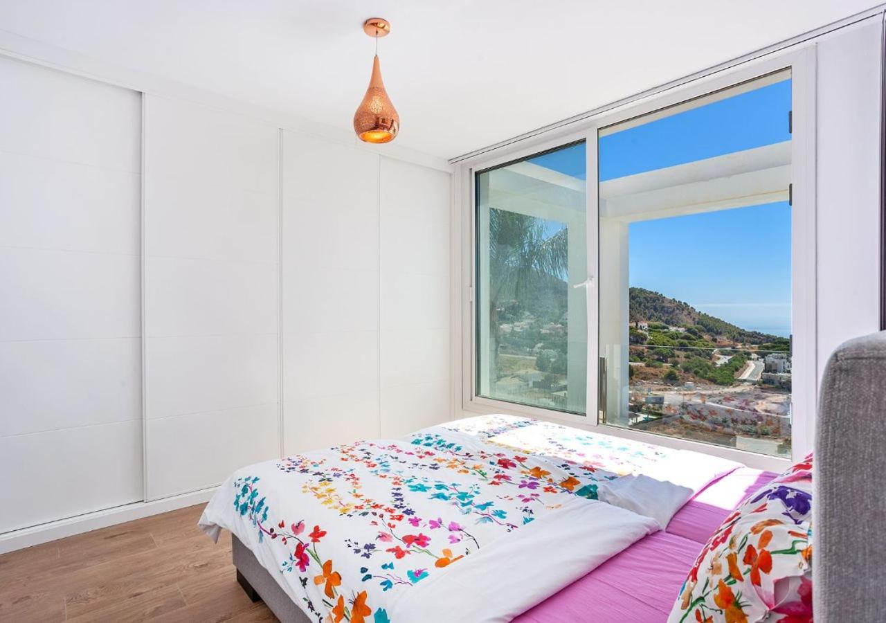 Villa BuenaVista Hills - Sea View - Infinity Pool - Parking - Grill