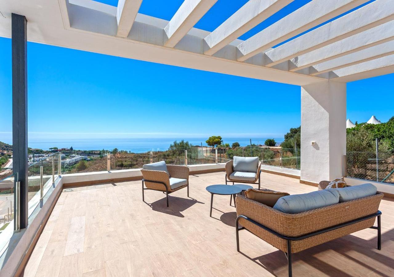 Villa BuenaVista Hills - Sea View - Infinity Pool - Parking - Grill