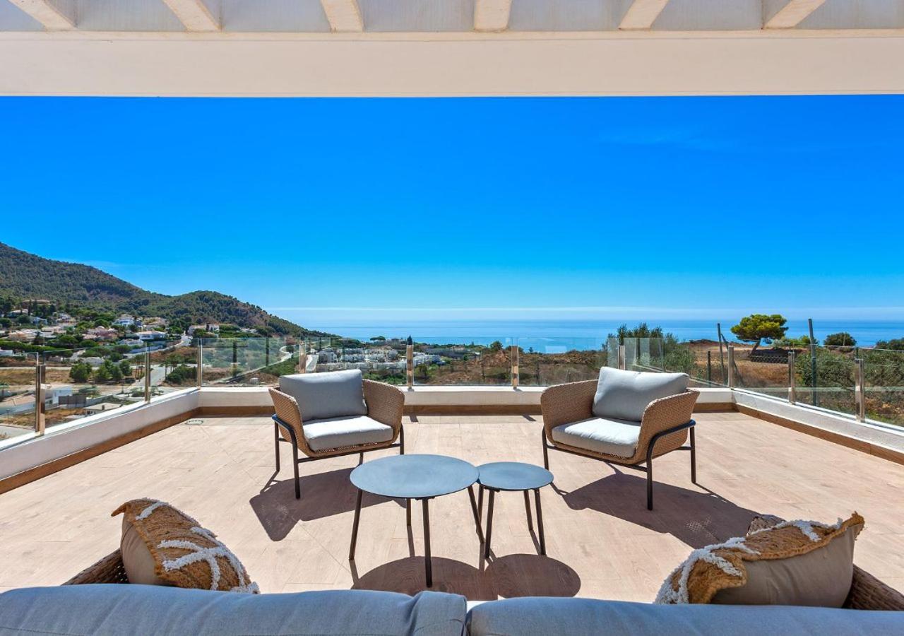 Villa BuenaVista Hills - Sea View - Infinity Pool - Parking - Grill