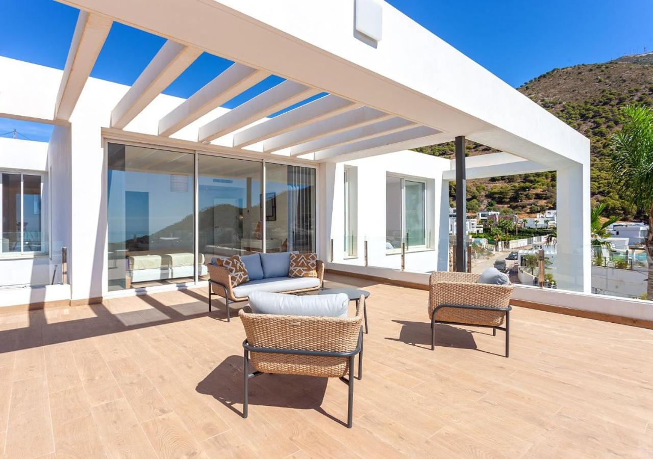 Villa BuenaVista Hills - Sea View - Infinity Pool - Parking - Grill