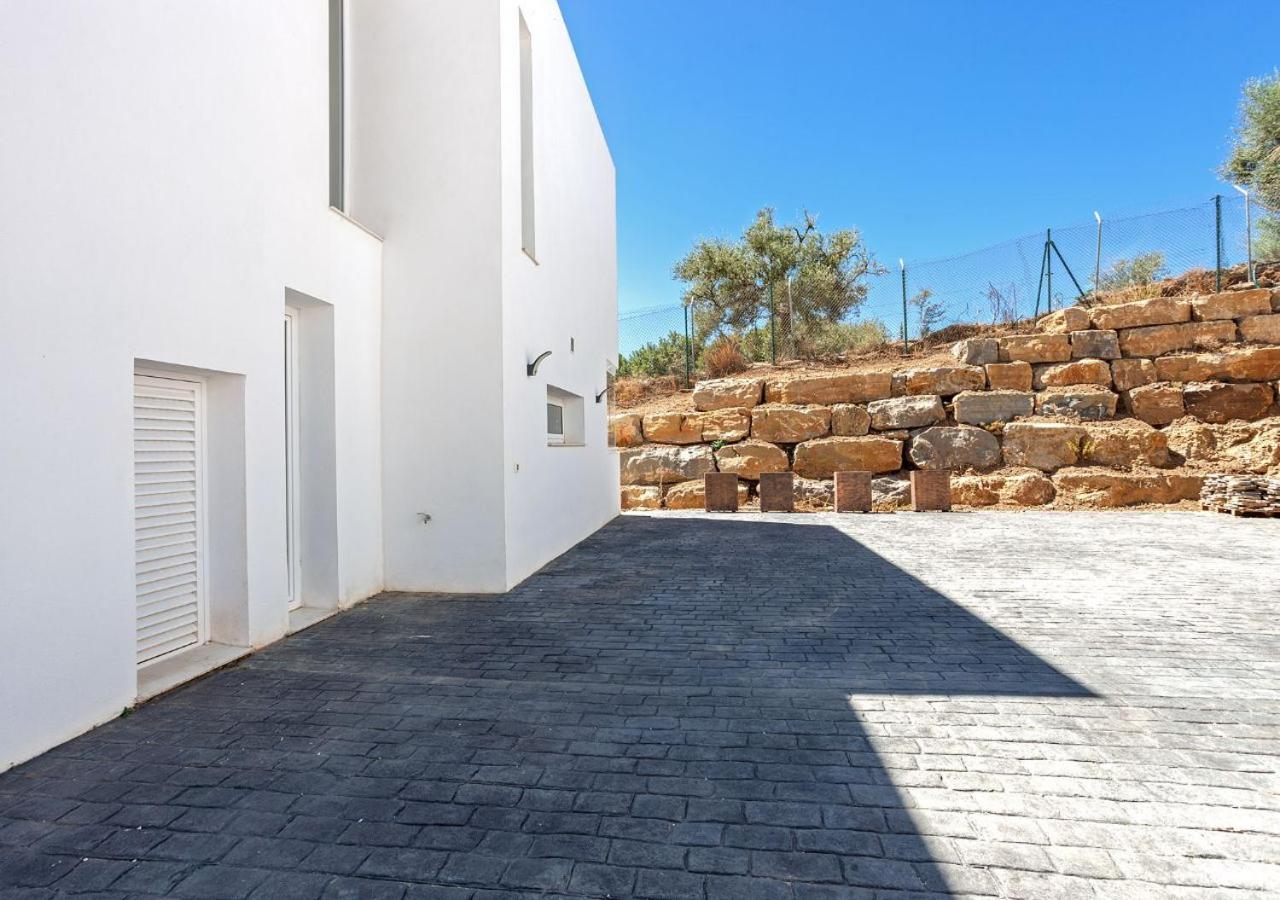 Villa BuenaVista Hills - Sea View - Infinity Pool - Parking - Grill