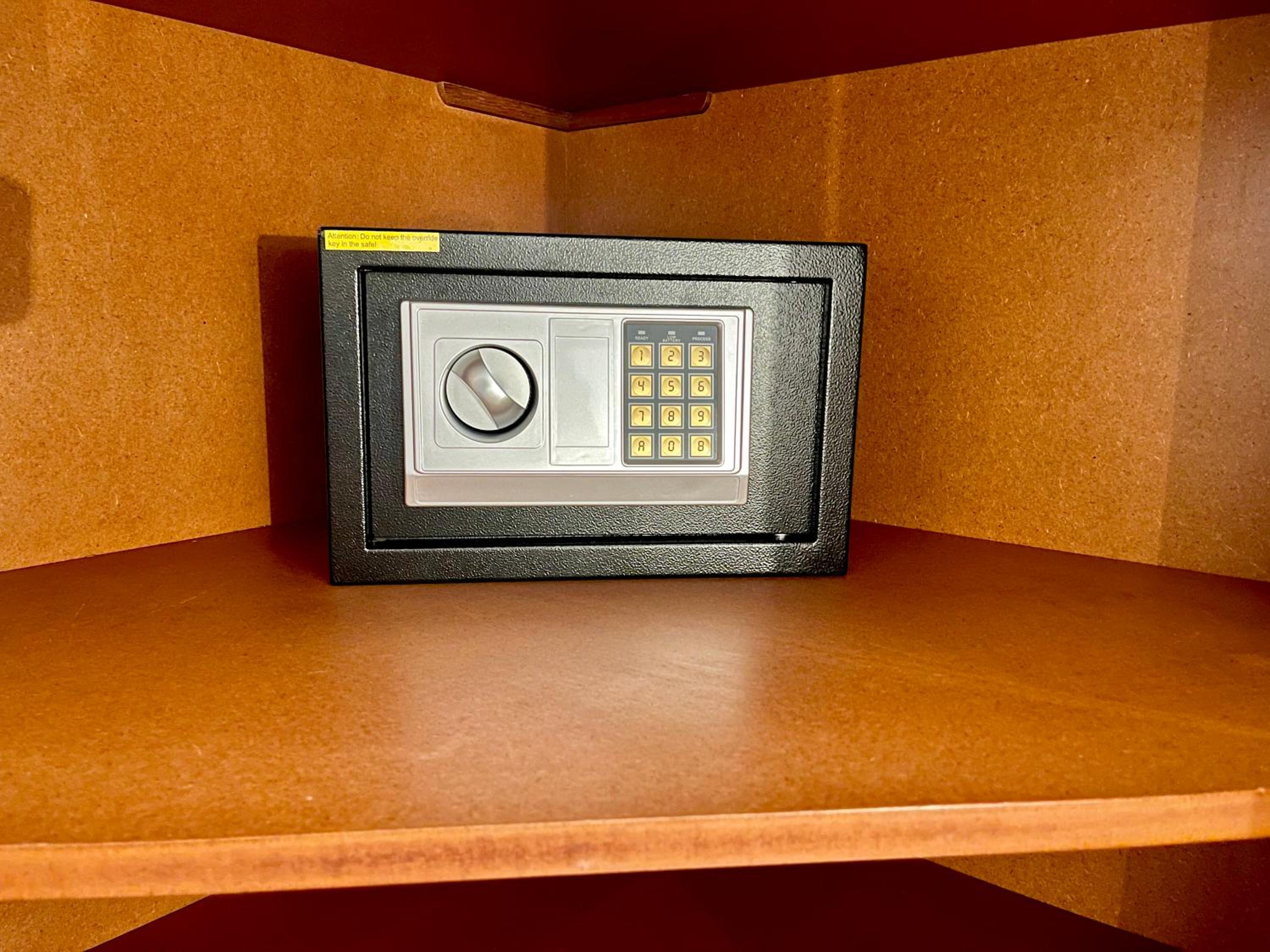 Ebony Apartment & Studio photo 4