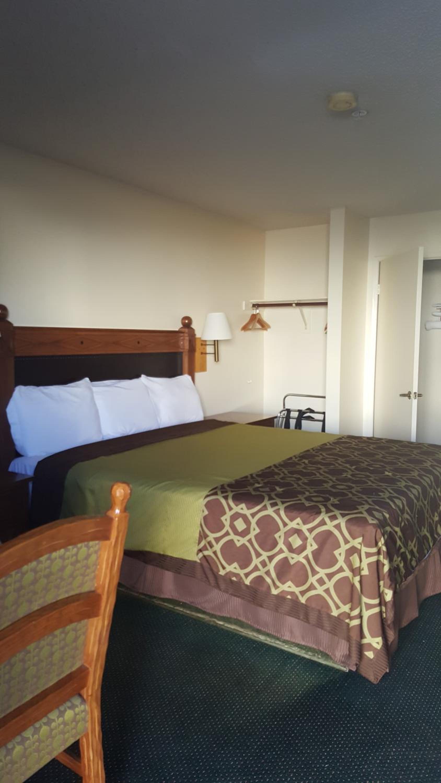 Travelodge by Wyndham Indio - Property Image 25