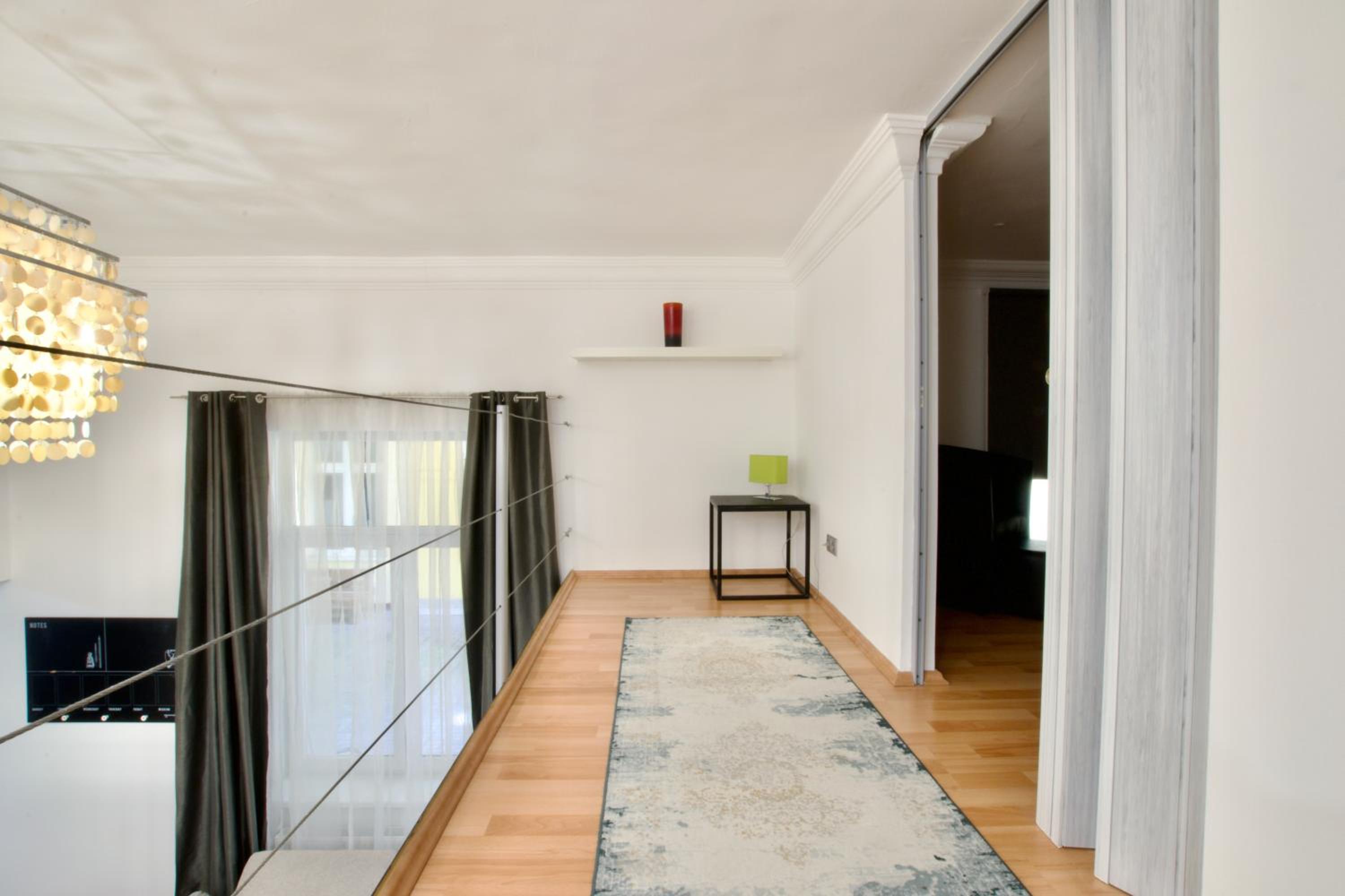 Standard Apartment by Hi5- Kazinczy 2 bedroom