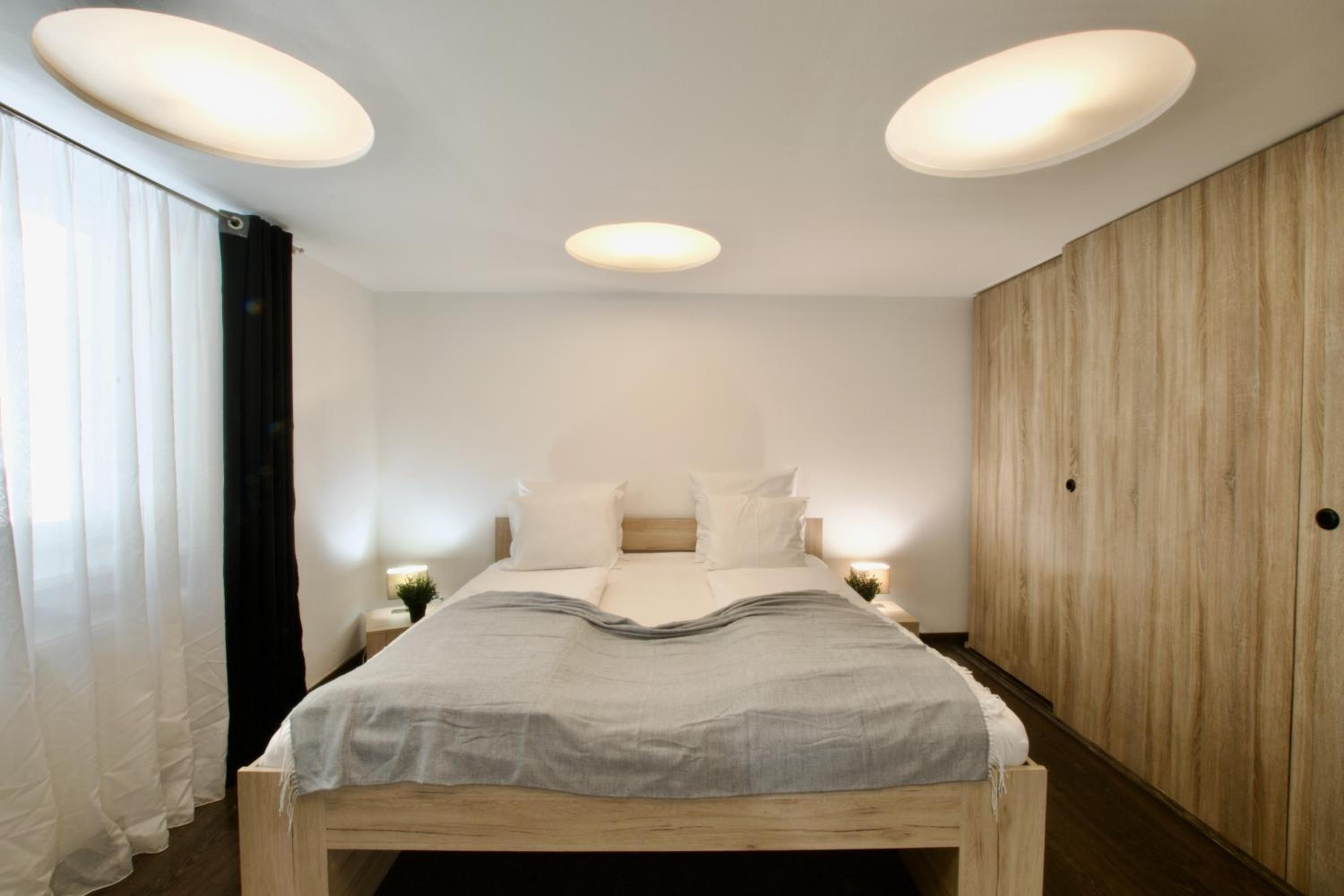 Standard Apartment by Hi5- Kazinczy 2 bedroom
