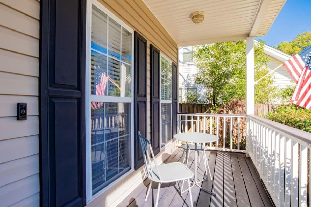 Mobile Vacations - Hazel's Happy Hideaway- Midtown Mobile! - Property Image 1