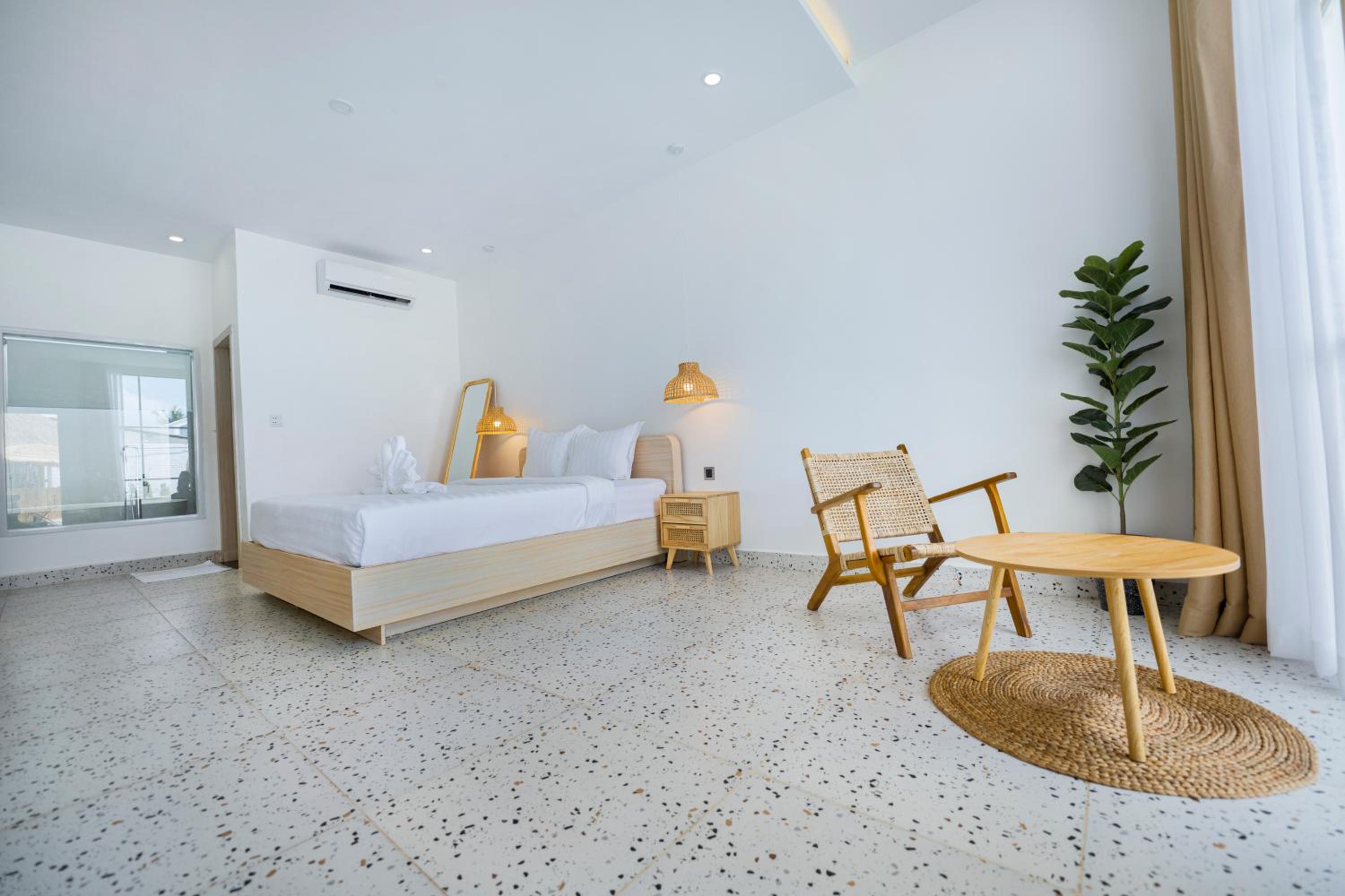 Nirk Kampot Boutique