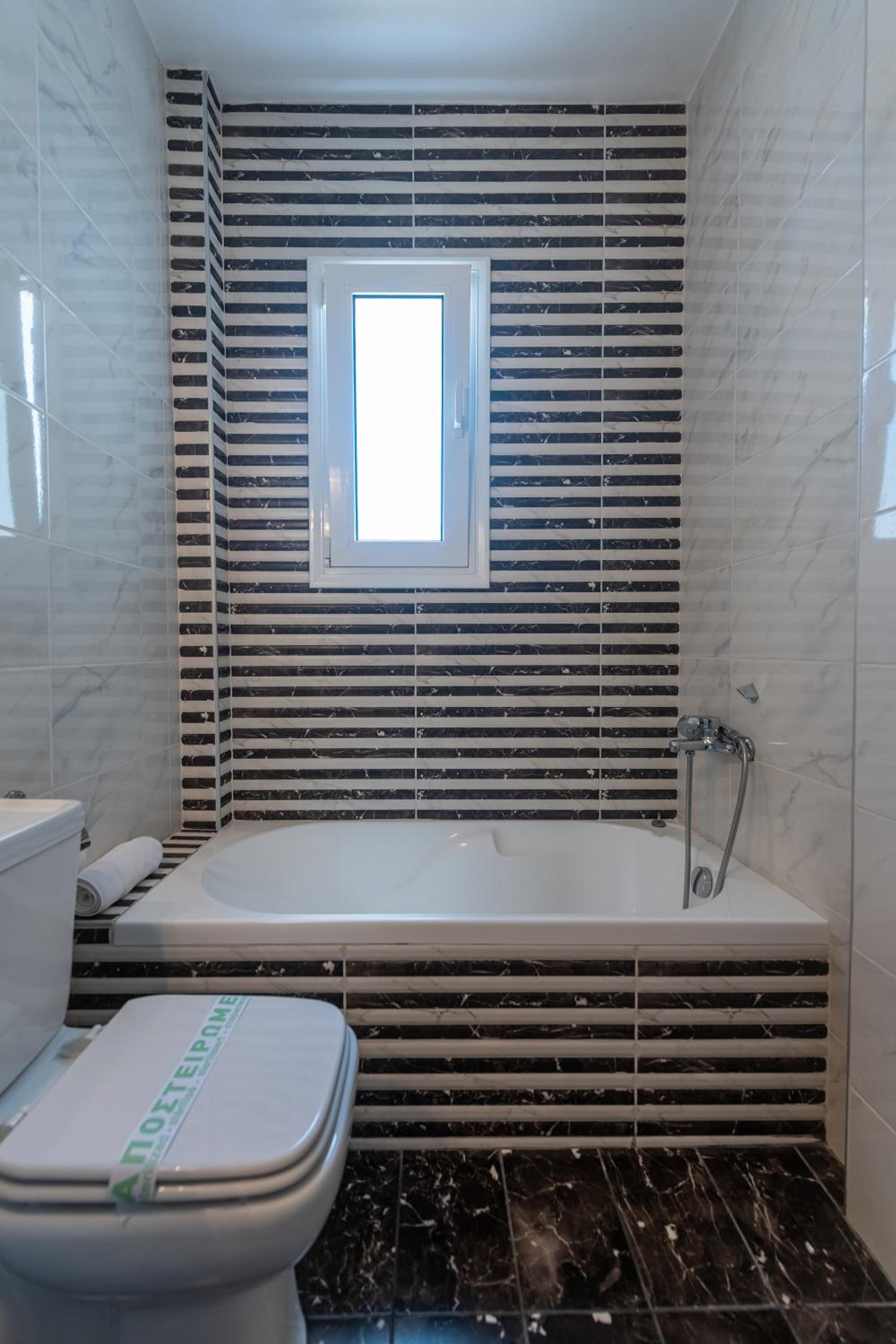 Lilu Villa 2 with Private Pool and Seaview
