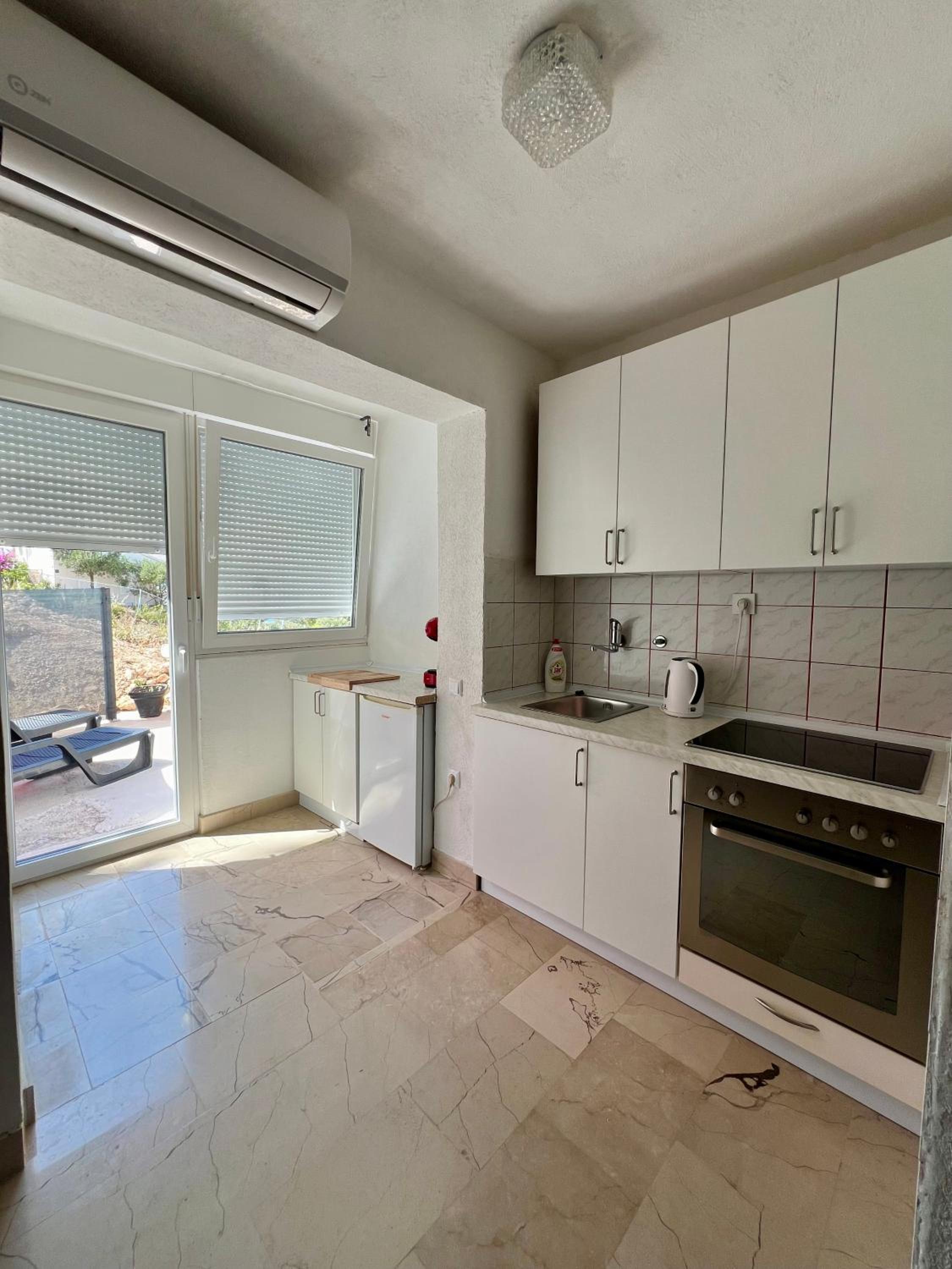 Apartment Breeze