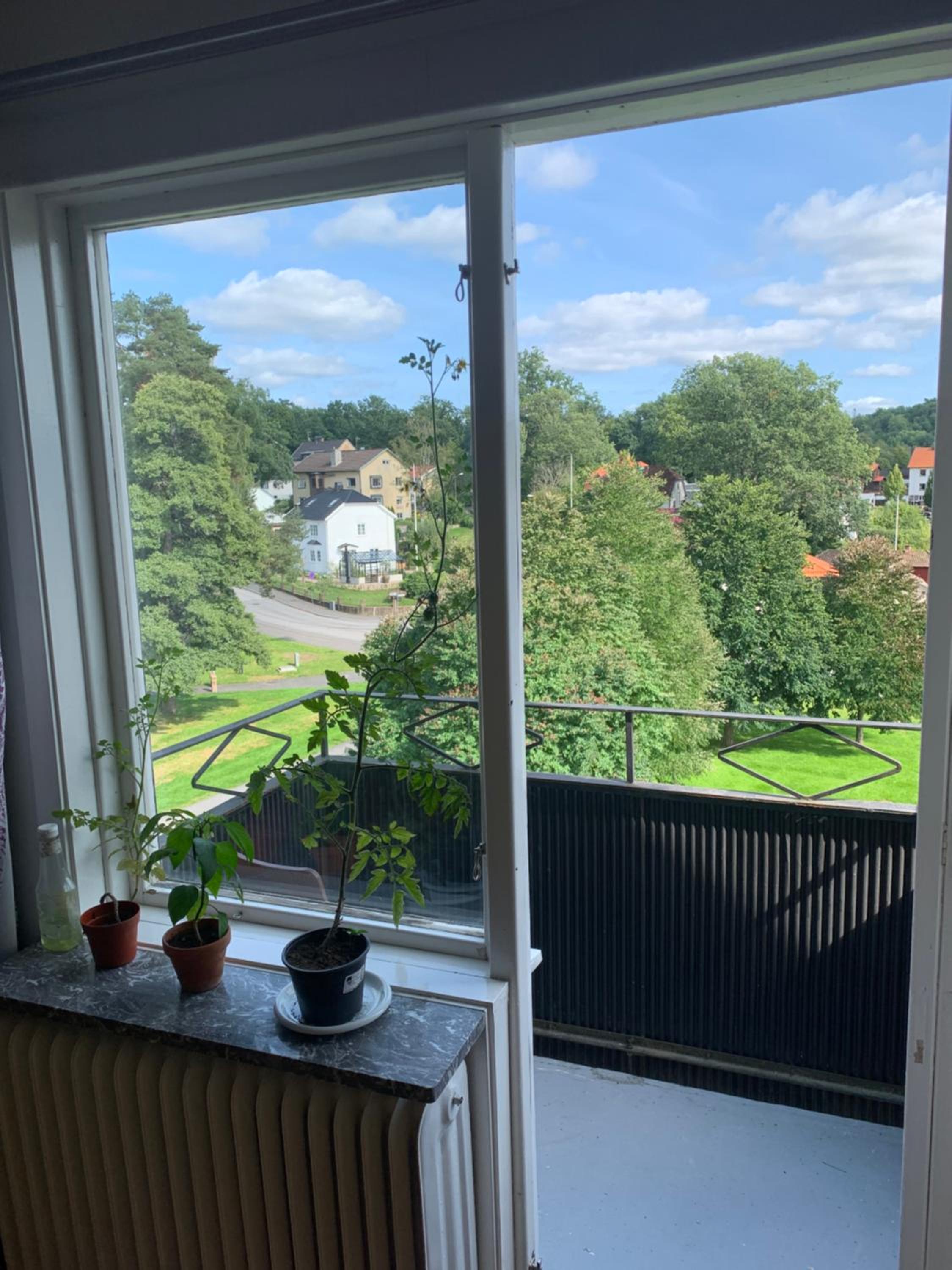 Good spacious apartment in a central location view 3