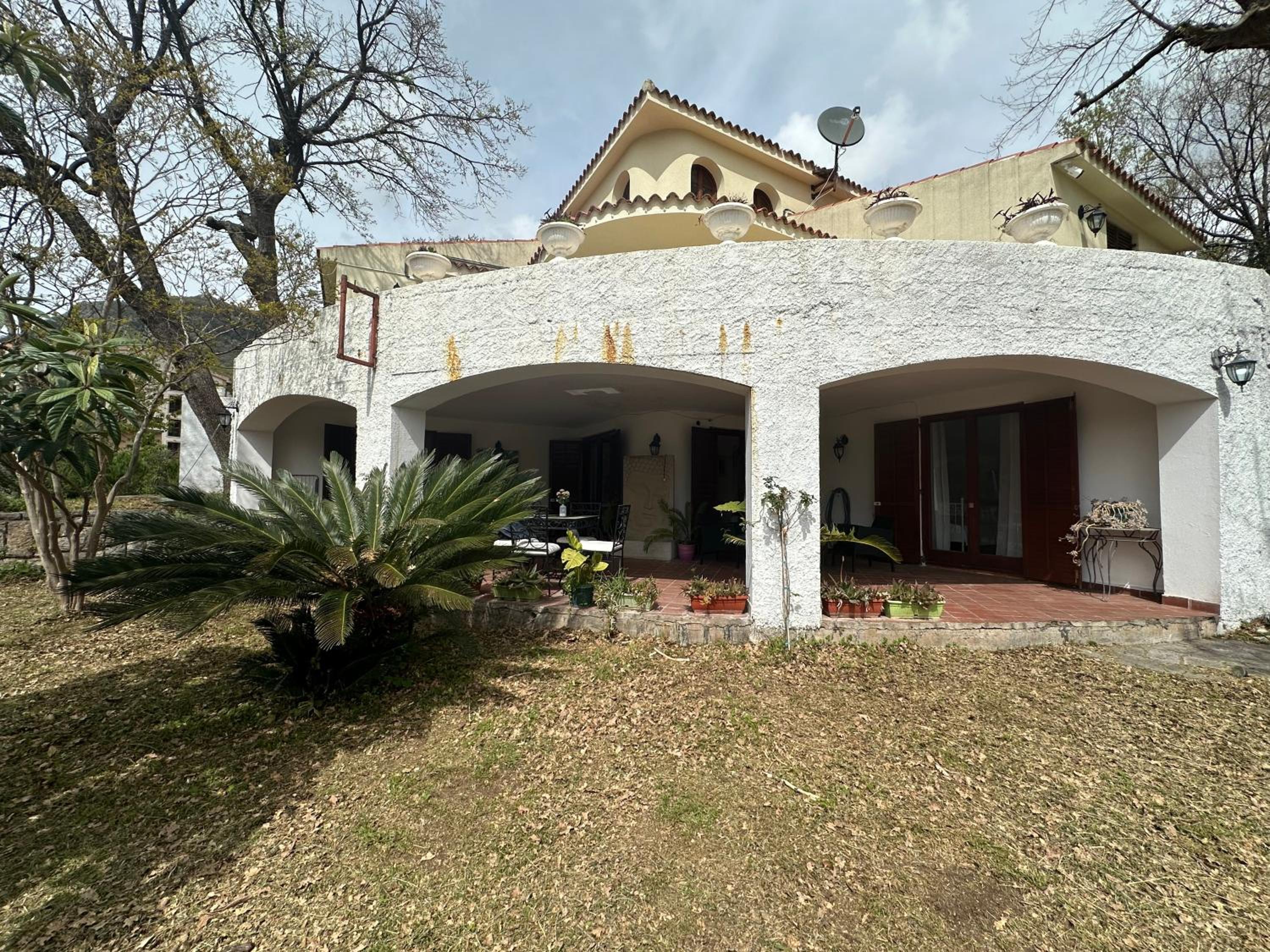 Peaceful yet close to center apartment in Budva view 2