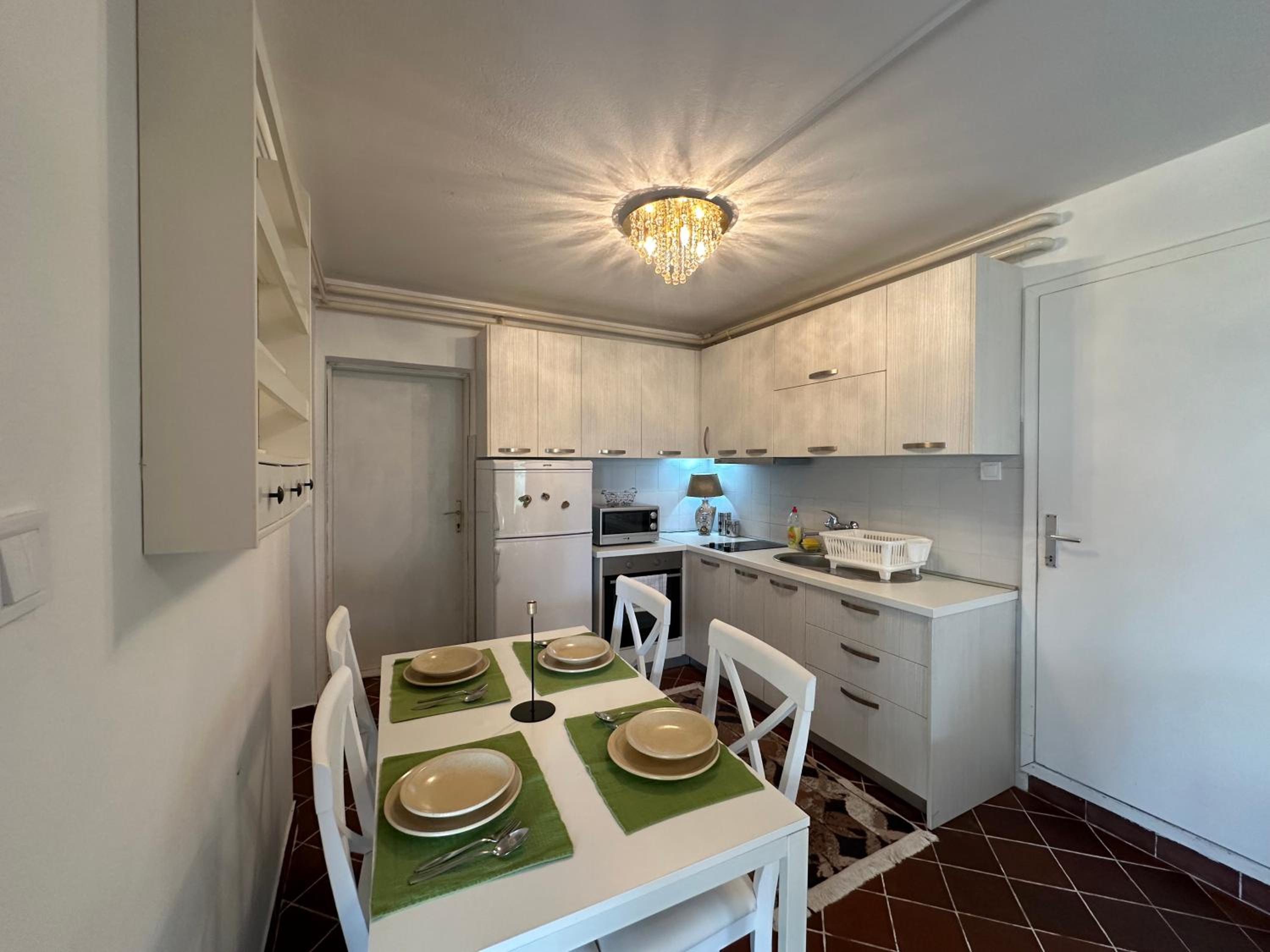 Peaceful yet close to center apartment in Budva view 4