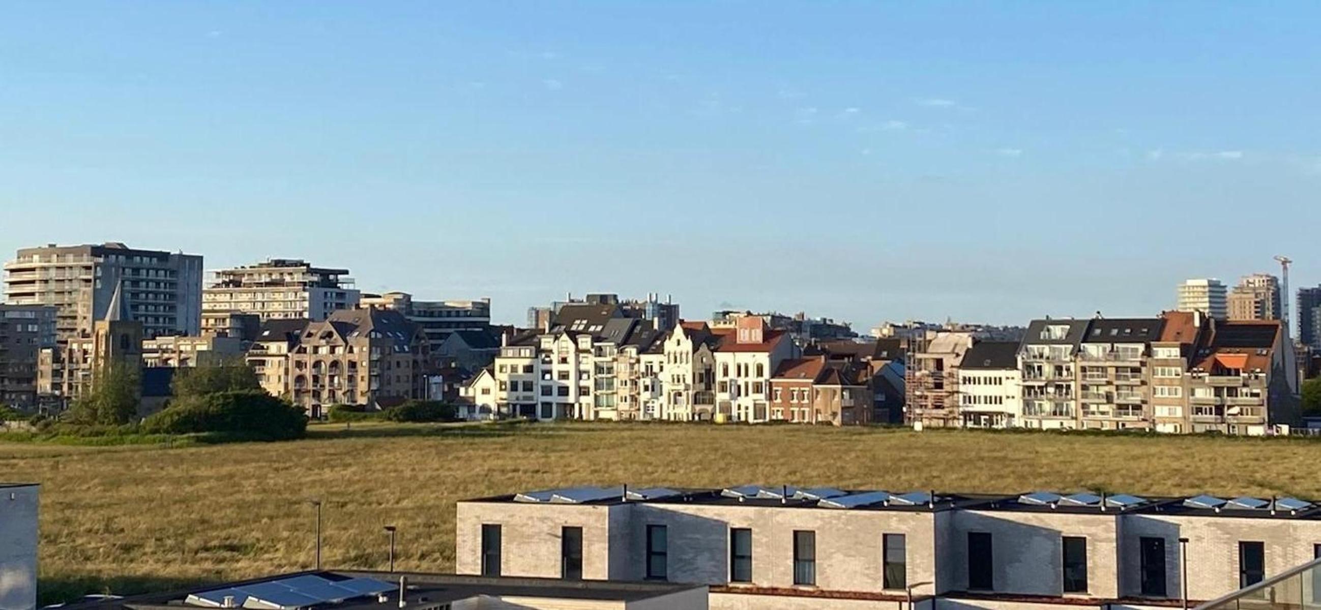 Lichtrijk en ruim appartement met zeezicht - 5p