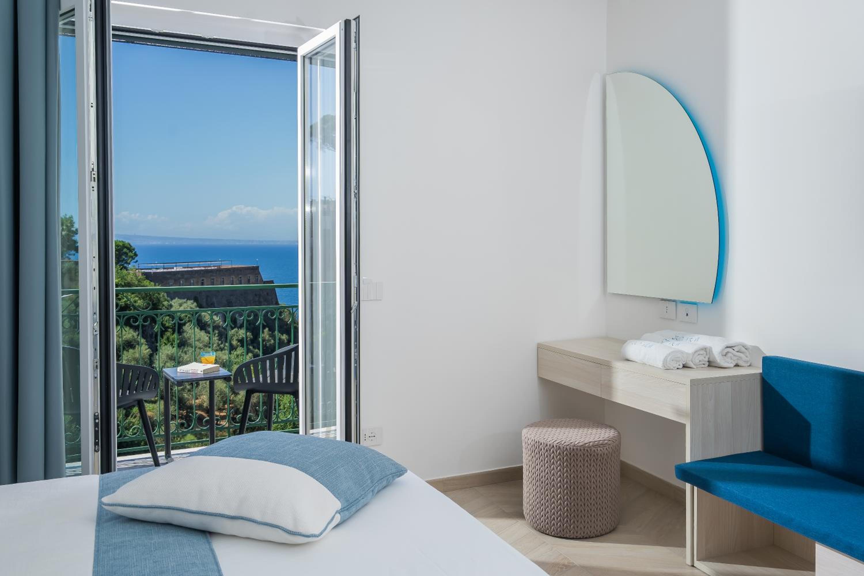 Sea View Deluxe Apartments view 4