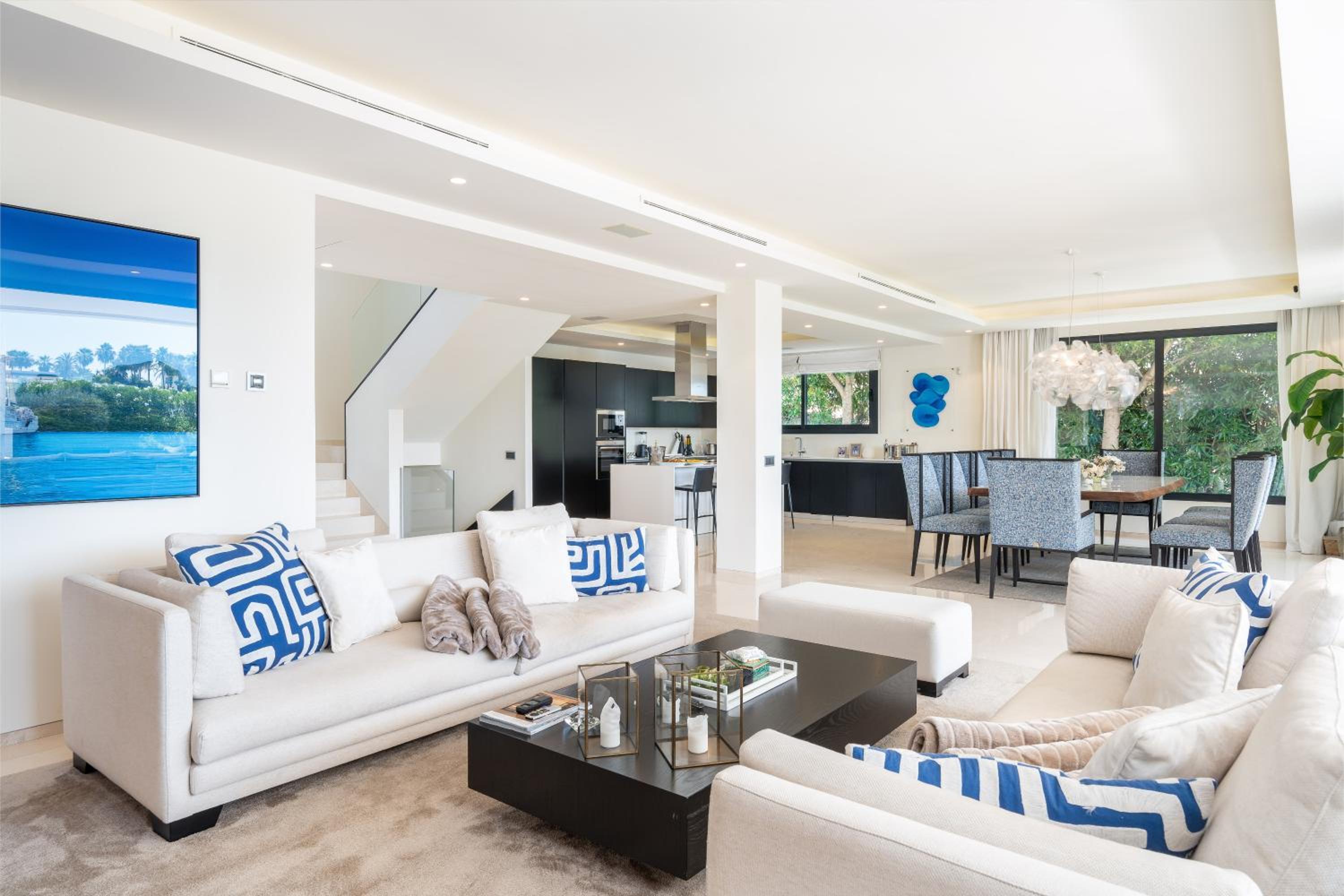 Villa Eva Los Olivos Nueva Andalucia