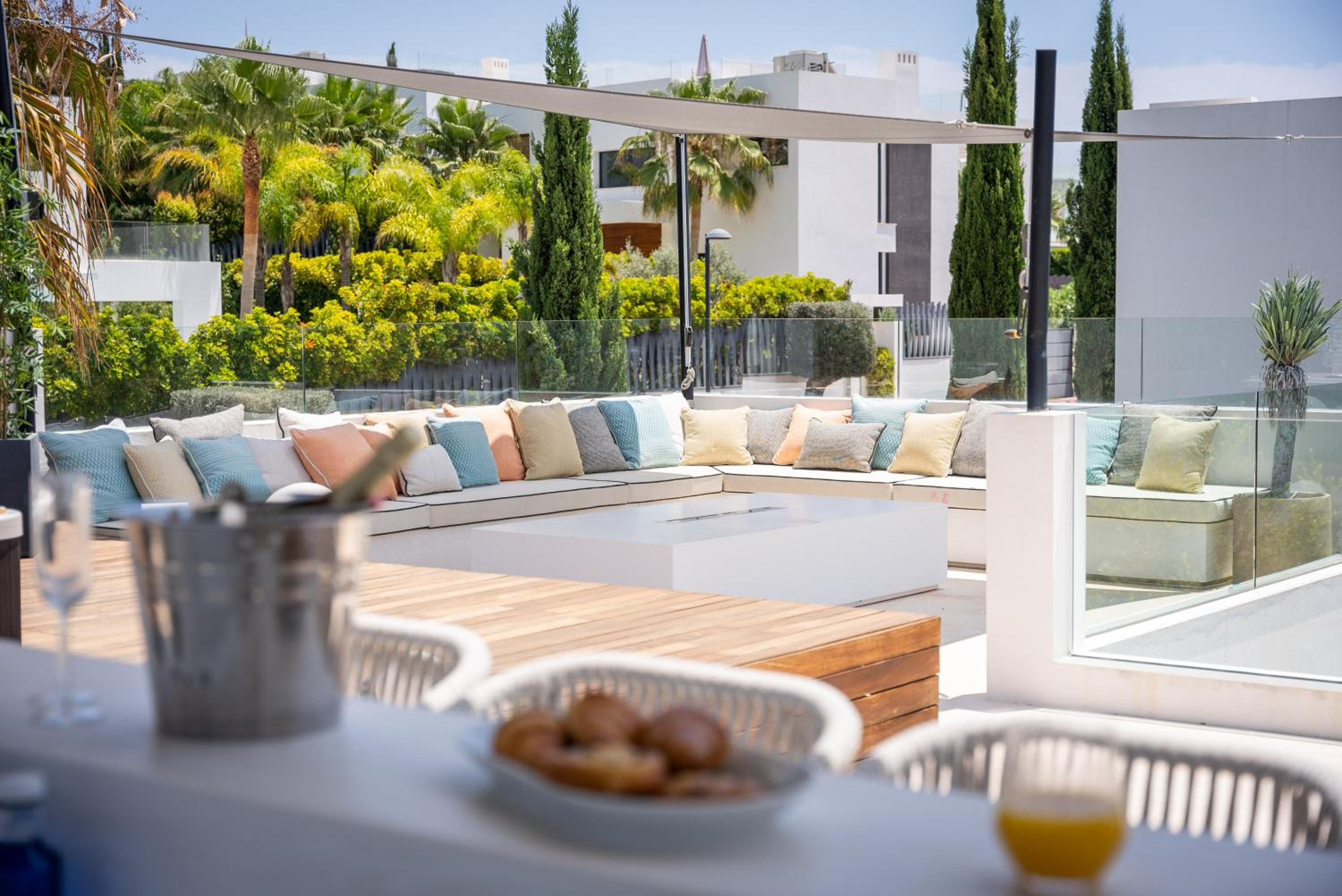 Villa Eva Los Olivos Nueva Andalucia