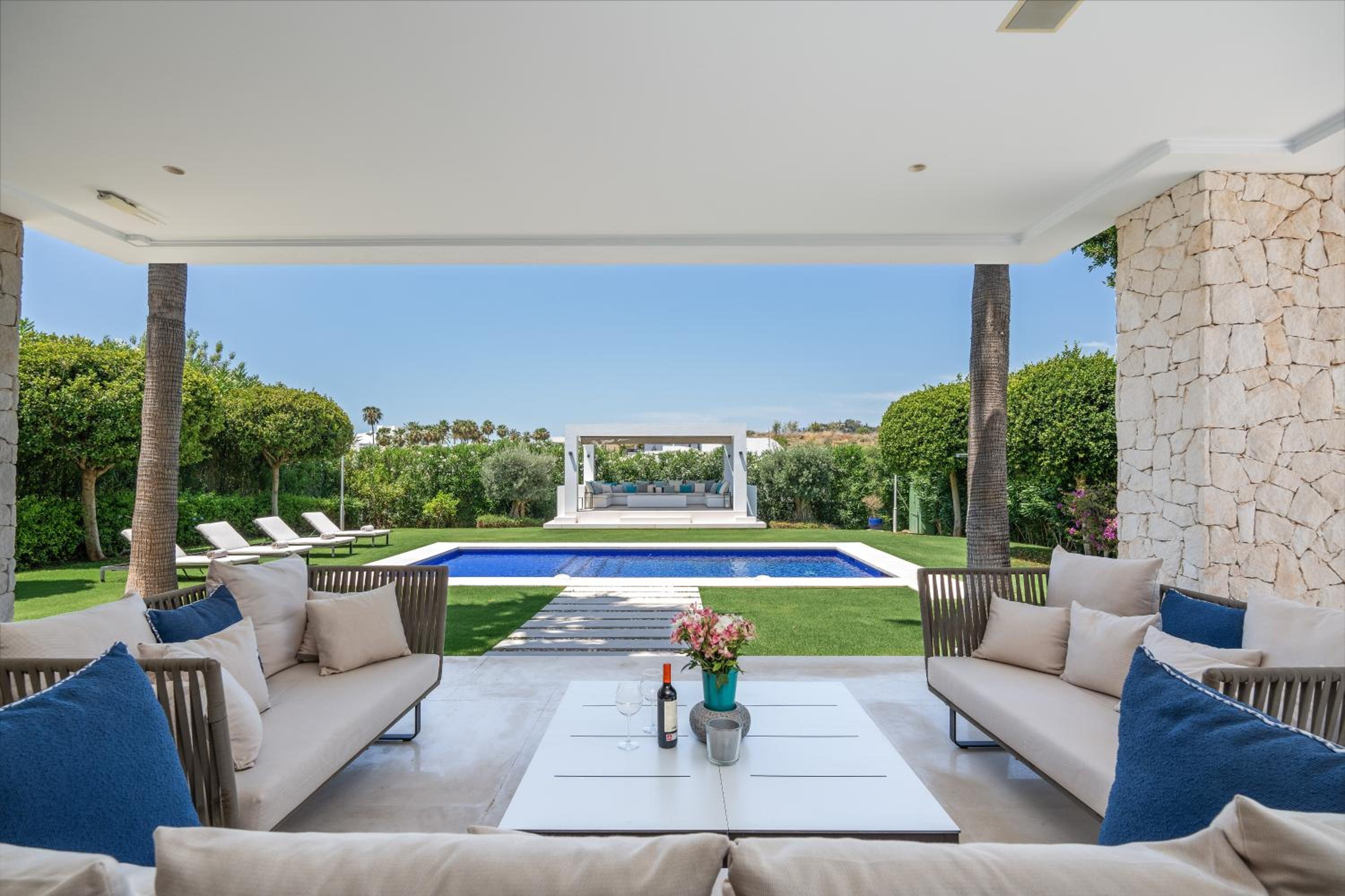 Villa Eva Los Olivos Nueva Andalucia